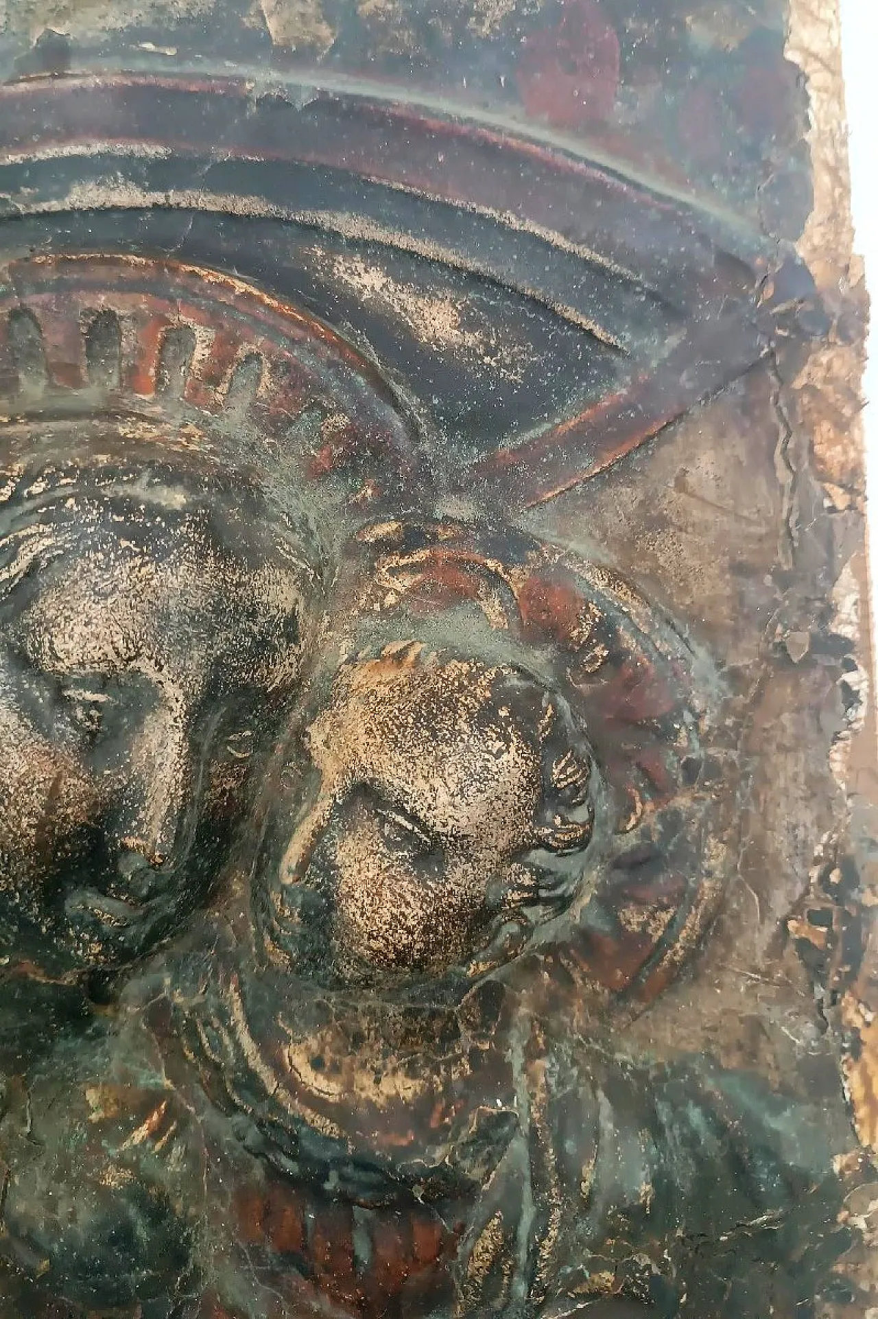 Virgin and Child in papier-mâché, 17th century 6