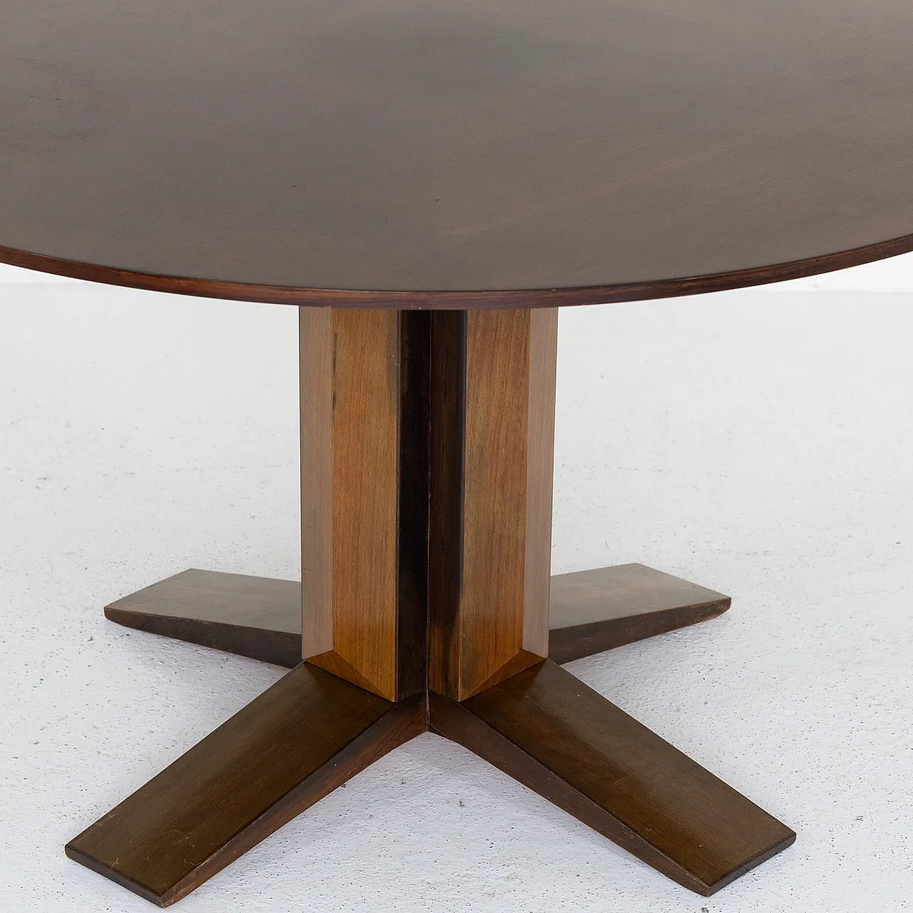 Round table in teak, 1960s 3