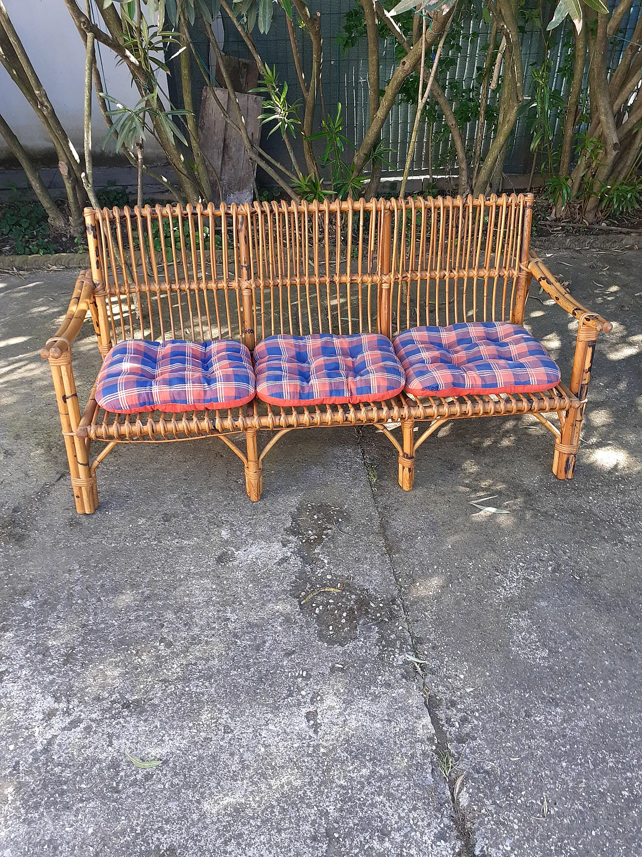 Divano in bambù, anni '70 9