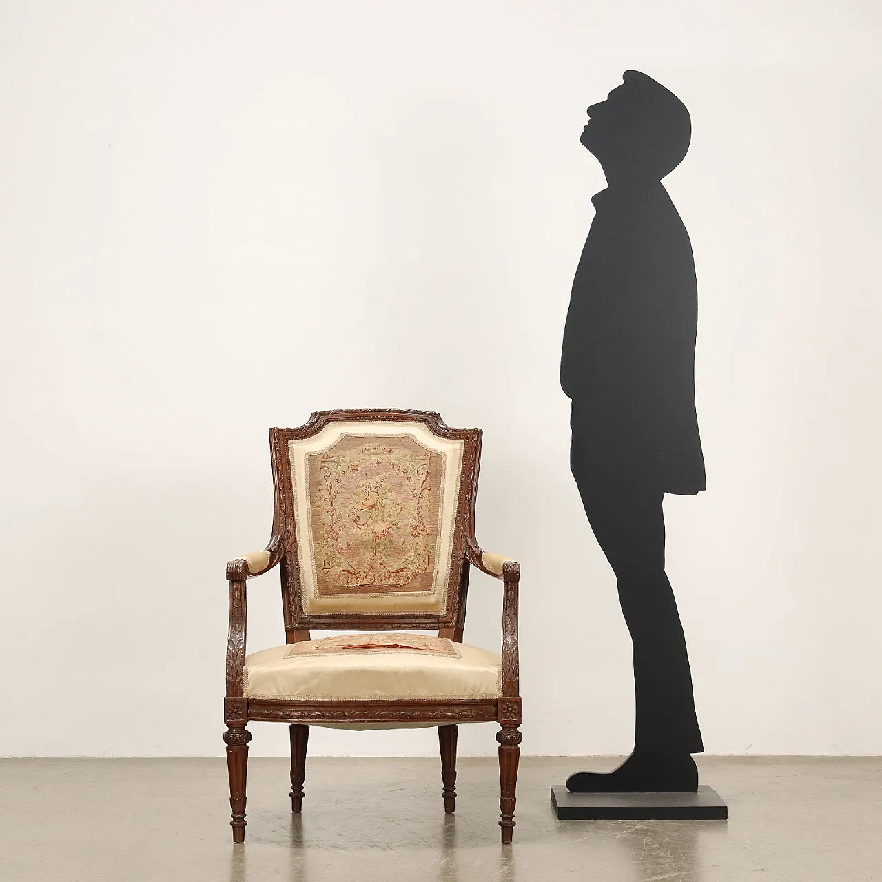 Painted beech and walnut armchair, 19th century 2