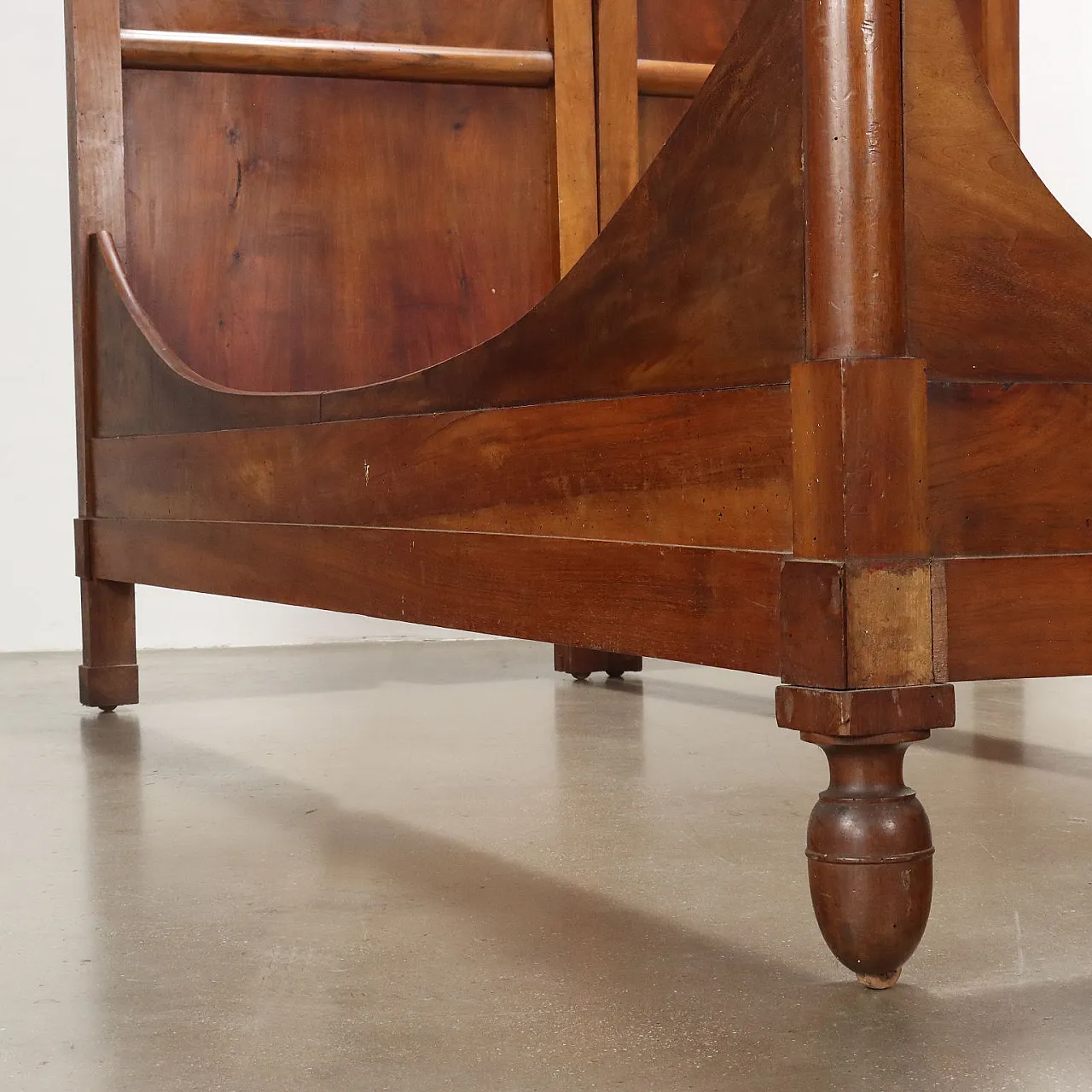 Letto matrimoniale Impero in noce, '800 6