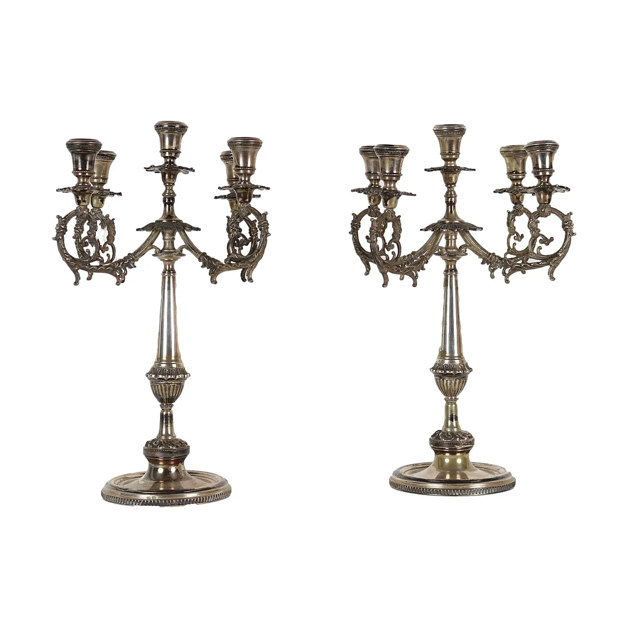 Coppia di candelabri in argento di Brandimarte 1