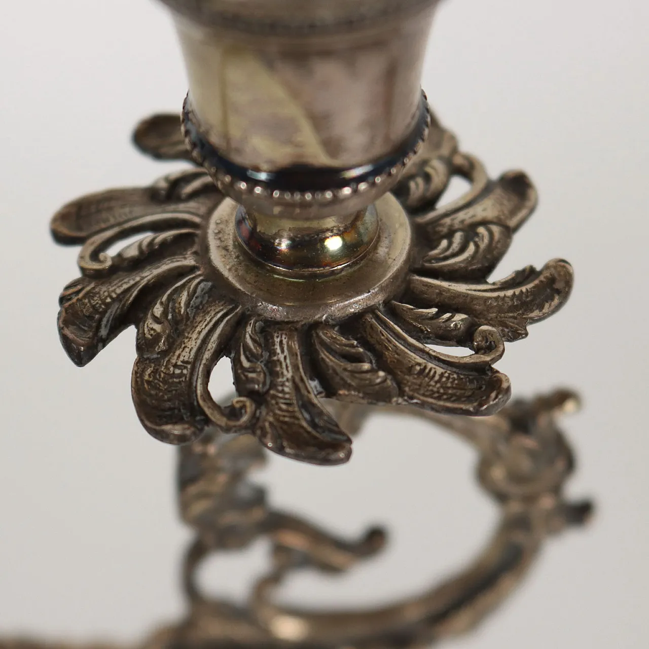 Coppia di candelabri in argento di Brandimarte 7