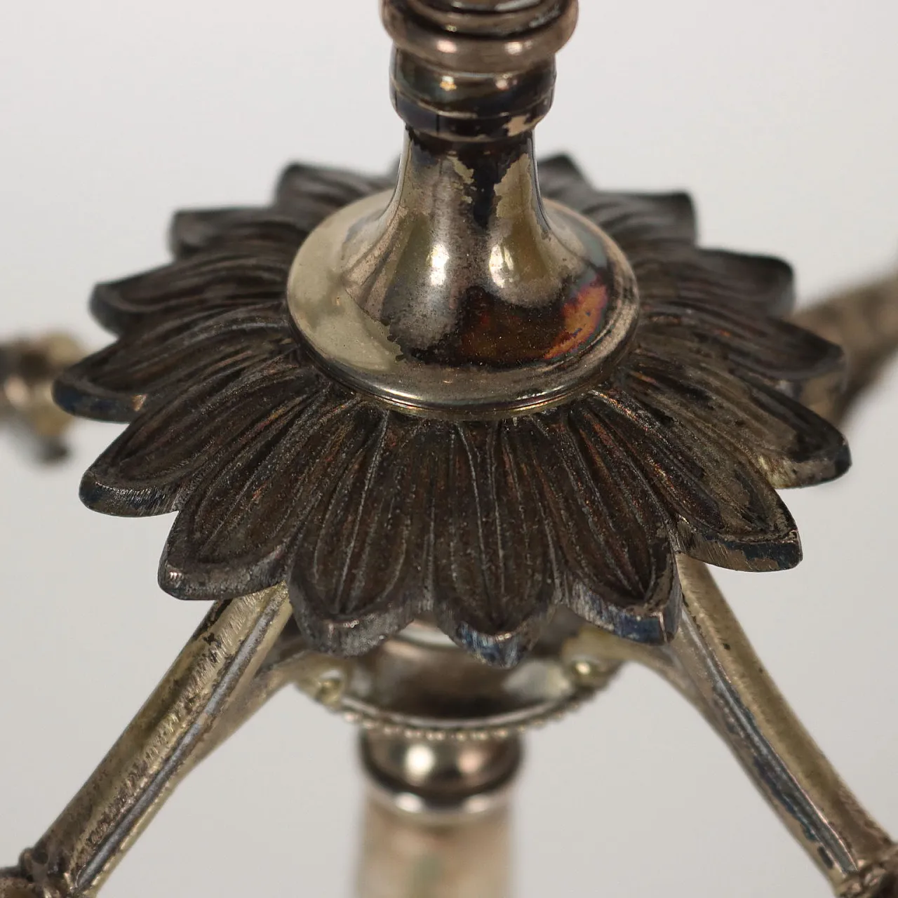 Coppia di candelabri in argento di Brandimarte 8