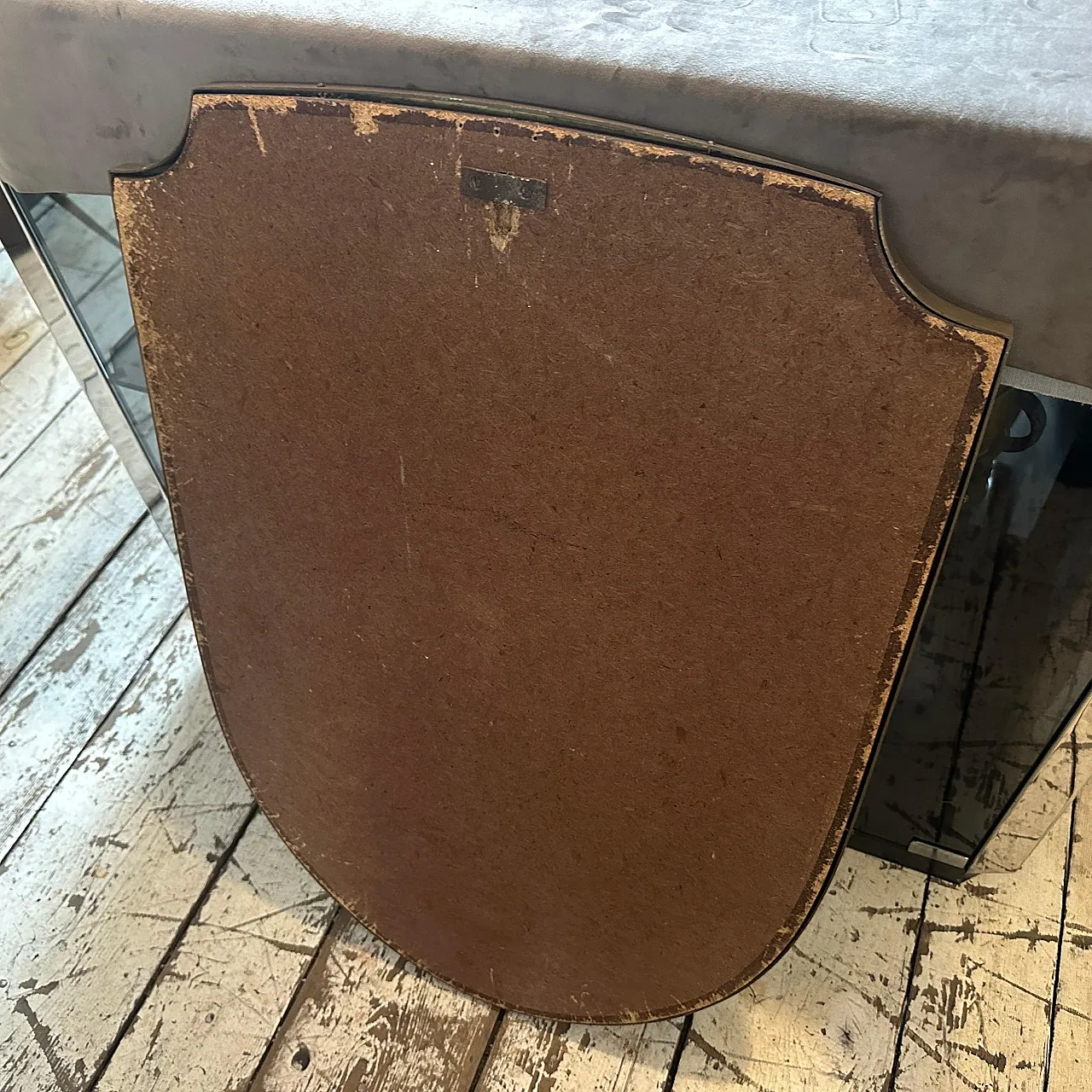 Specchio da parete a scudo in ottone di Gio Ponti, anni '50 2