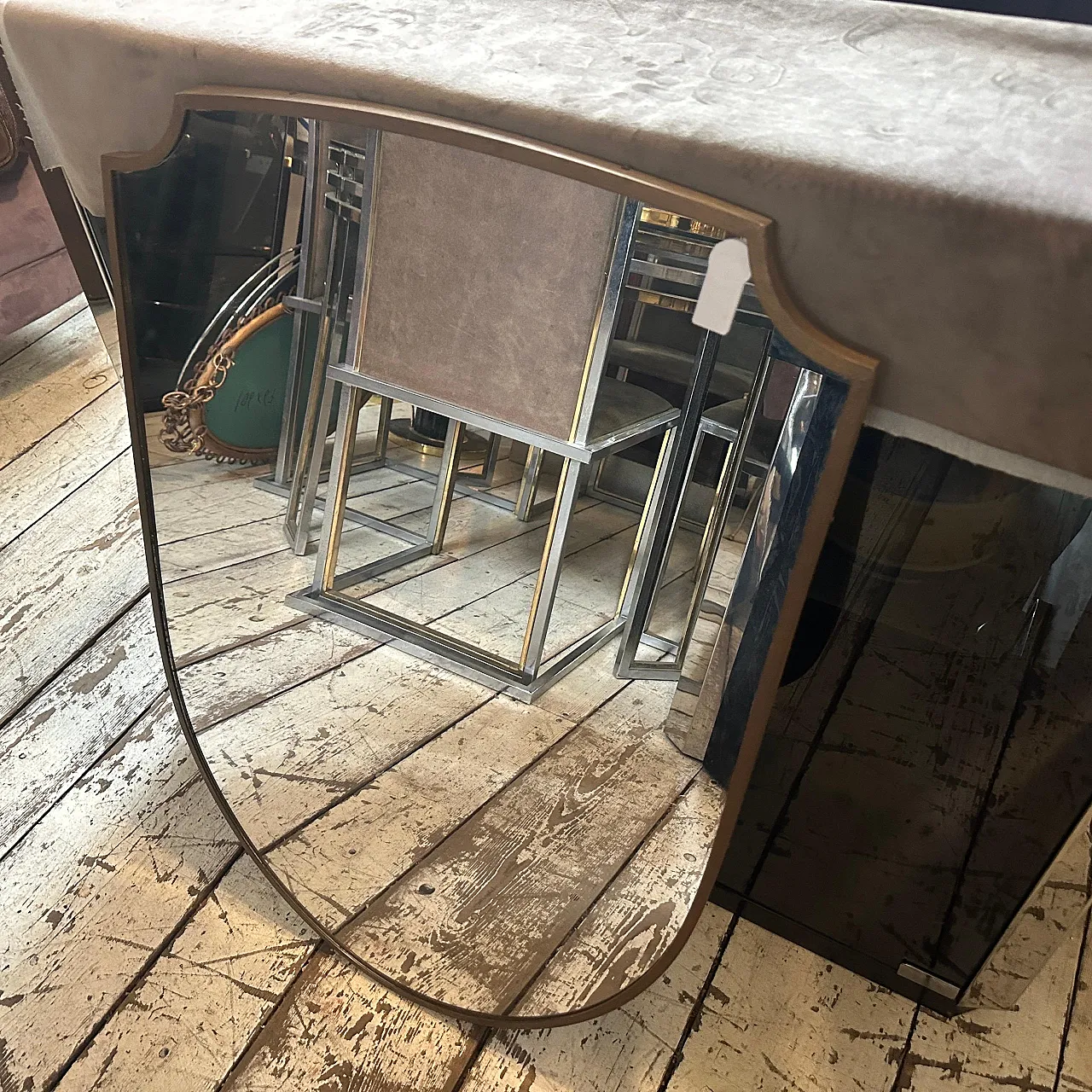 Specchio da parete a scudo in ottone di Gio Ponti, anni '50 6