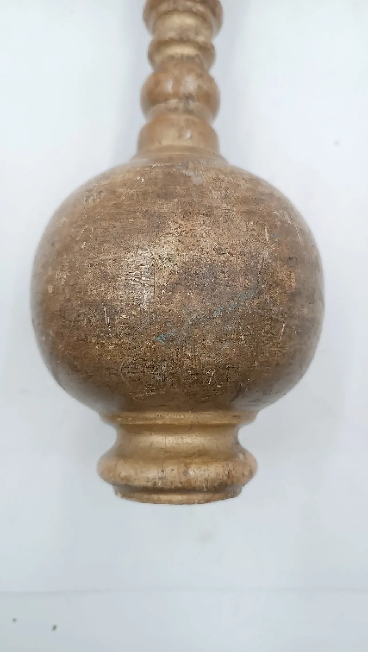 Large processional cross in gilded wood, 17th century 9