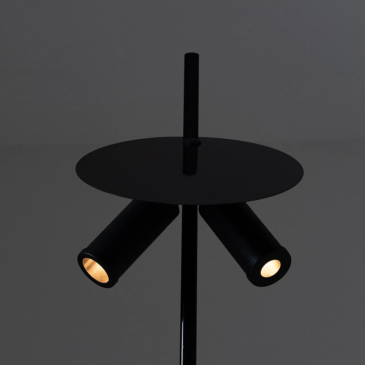 Lampada da terra Idomeneo di Vico Magistretti per O-Luce, anni ’70 2