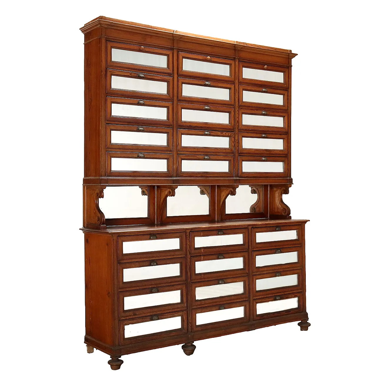 Mobile in legno di larice con pannelli in vetro 1