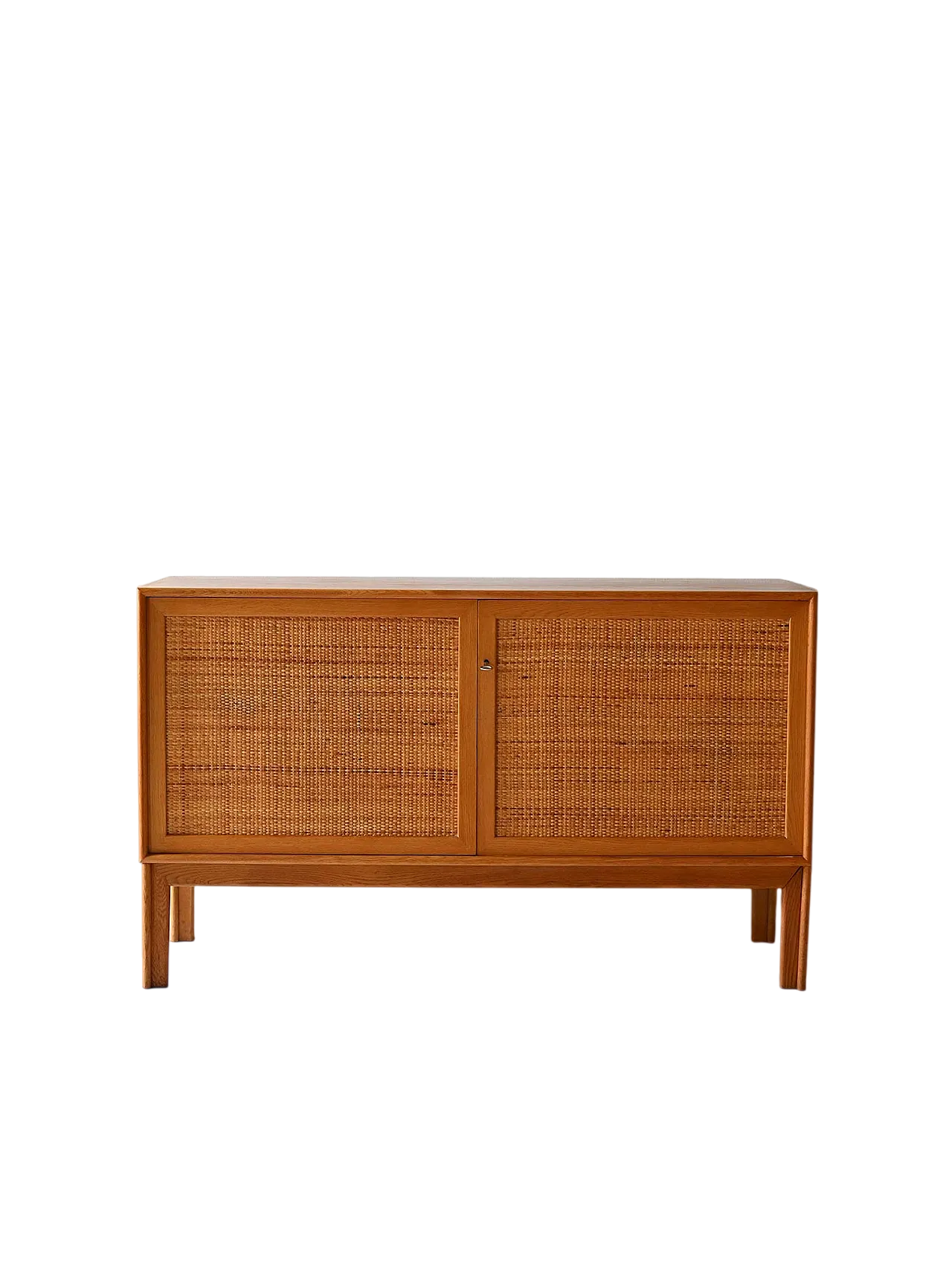 Scandinavian Cabinet in oak with rattan doors 13