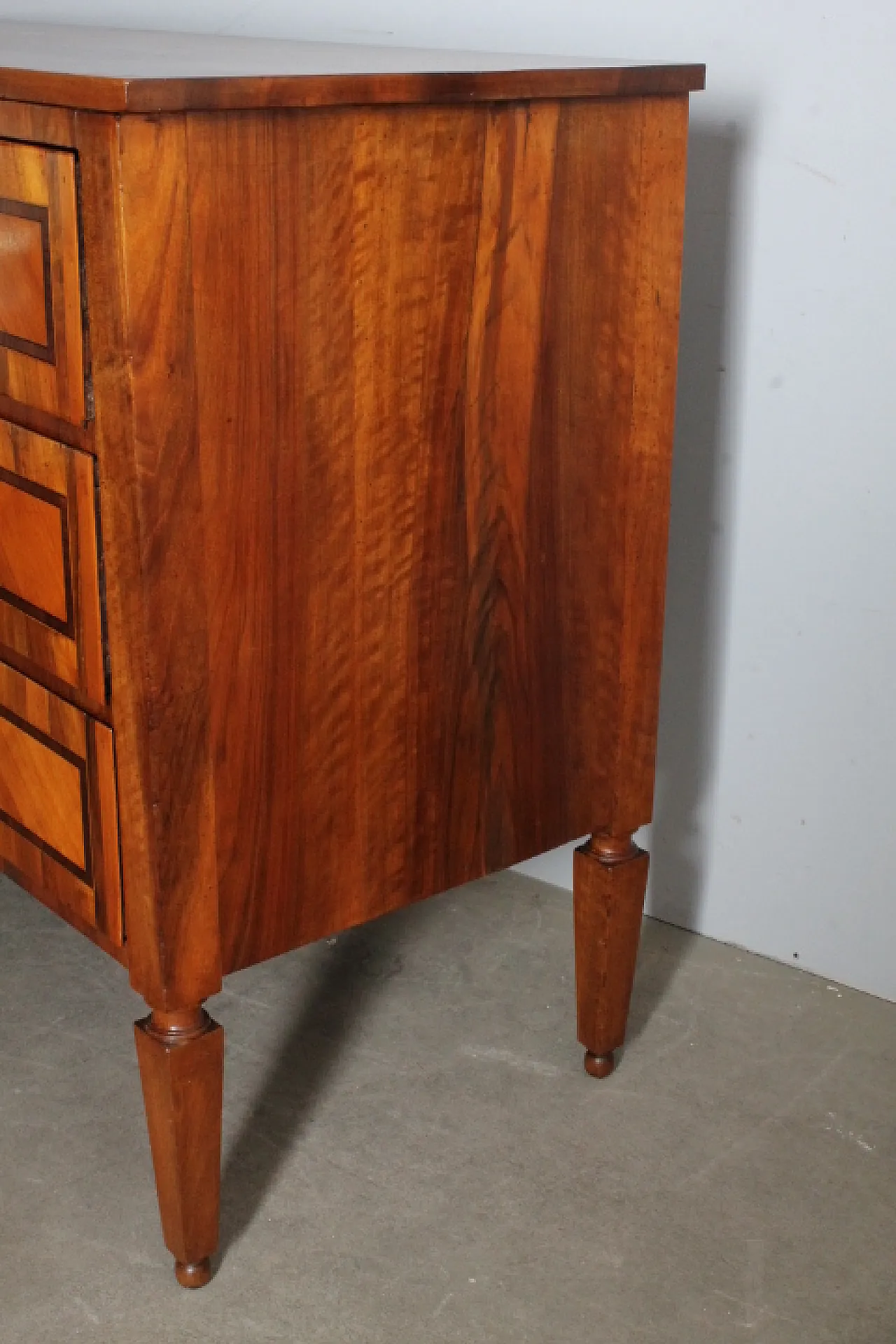 Cassettone comò Luigi XVI, intarsiato, 1770 5