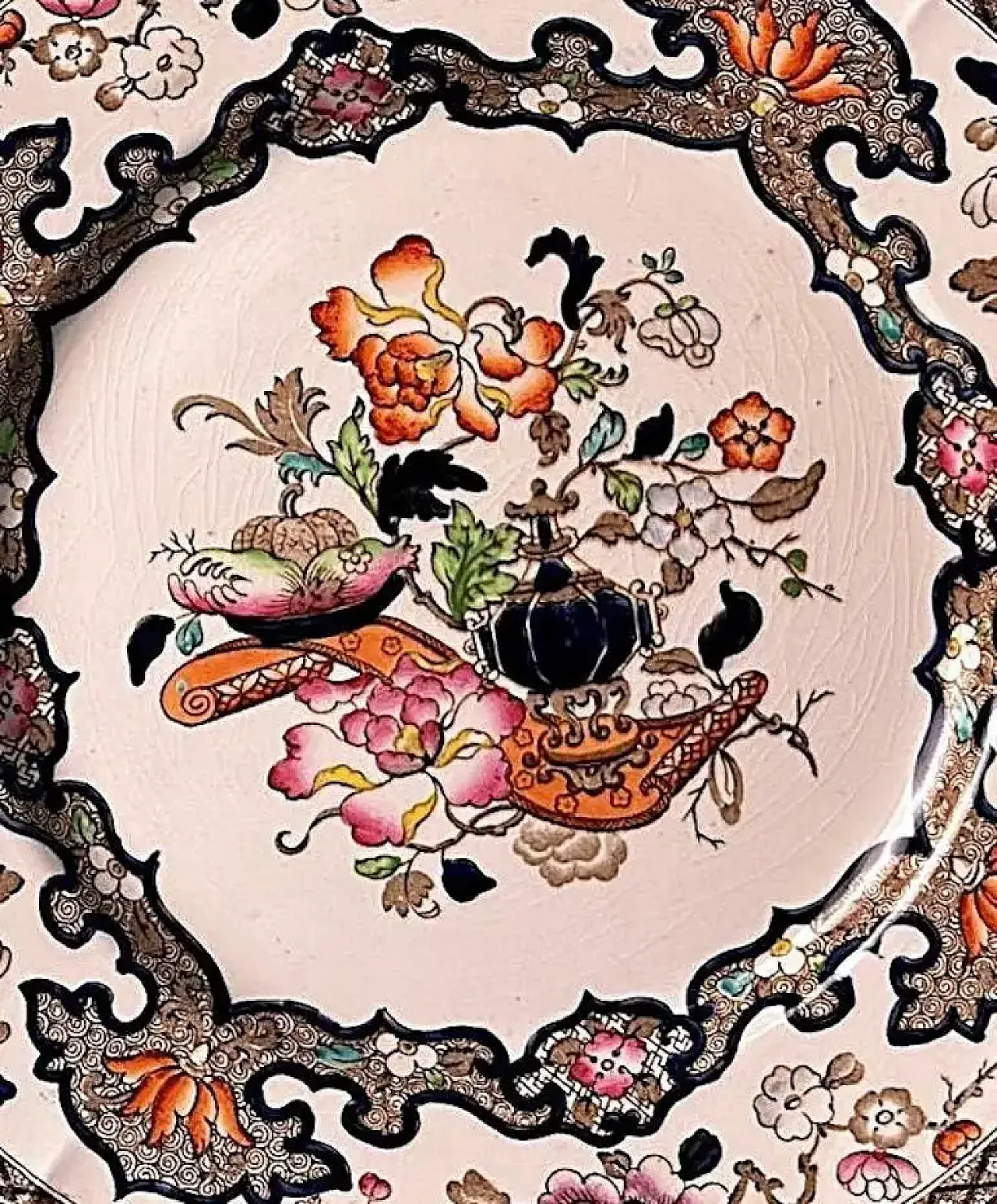 12 hand-painted English serving dishes, early 20th century 12