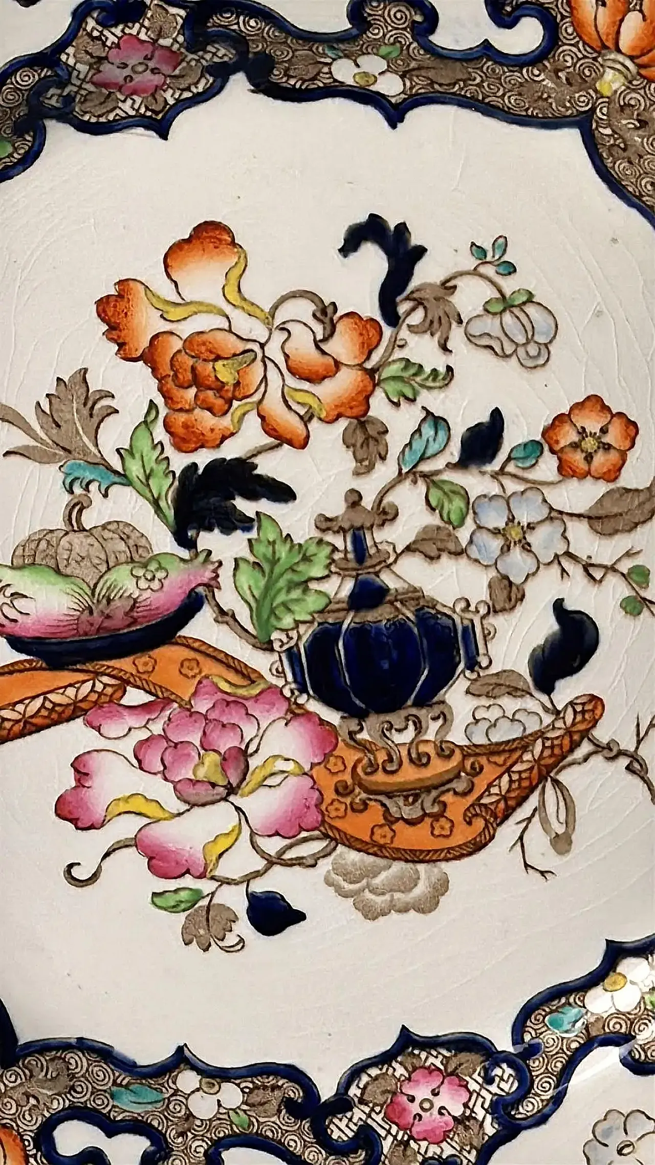 12 hand-painted English serving dishes, early 20th century 13