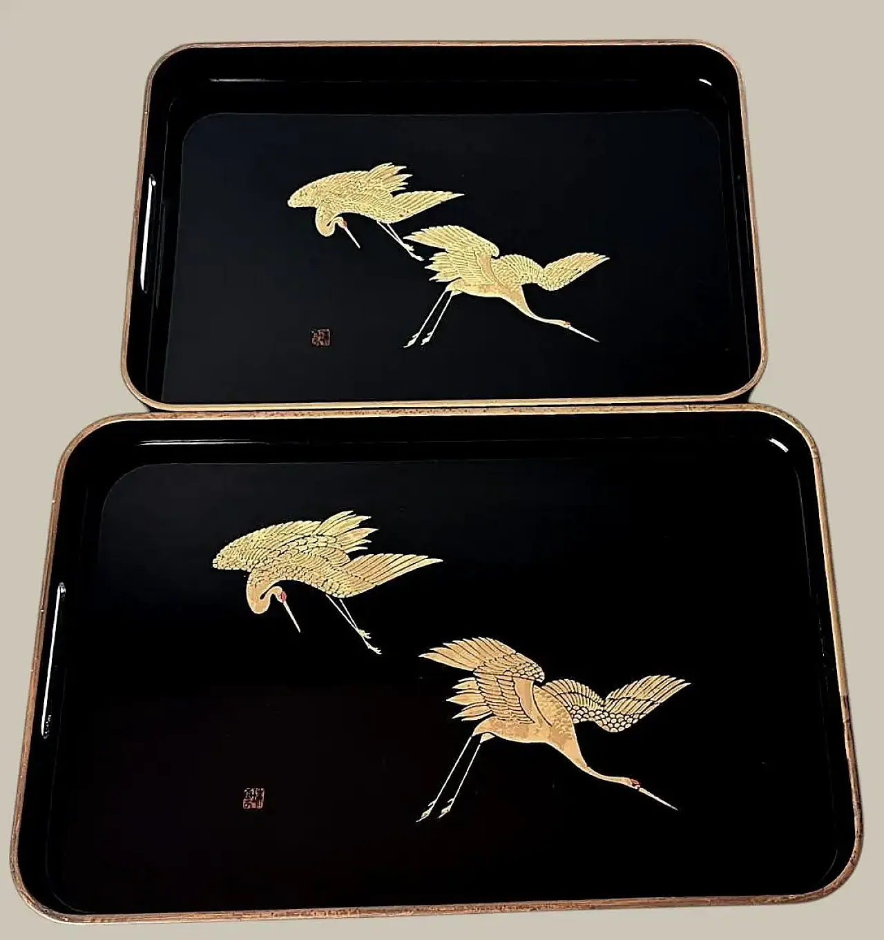 Coppia di vassoi in resina in stile Maki giapponese, anni '60 3