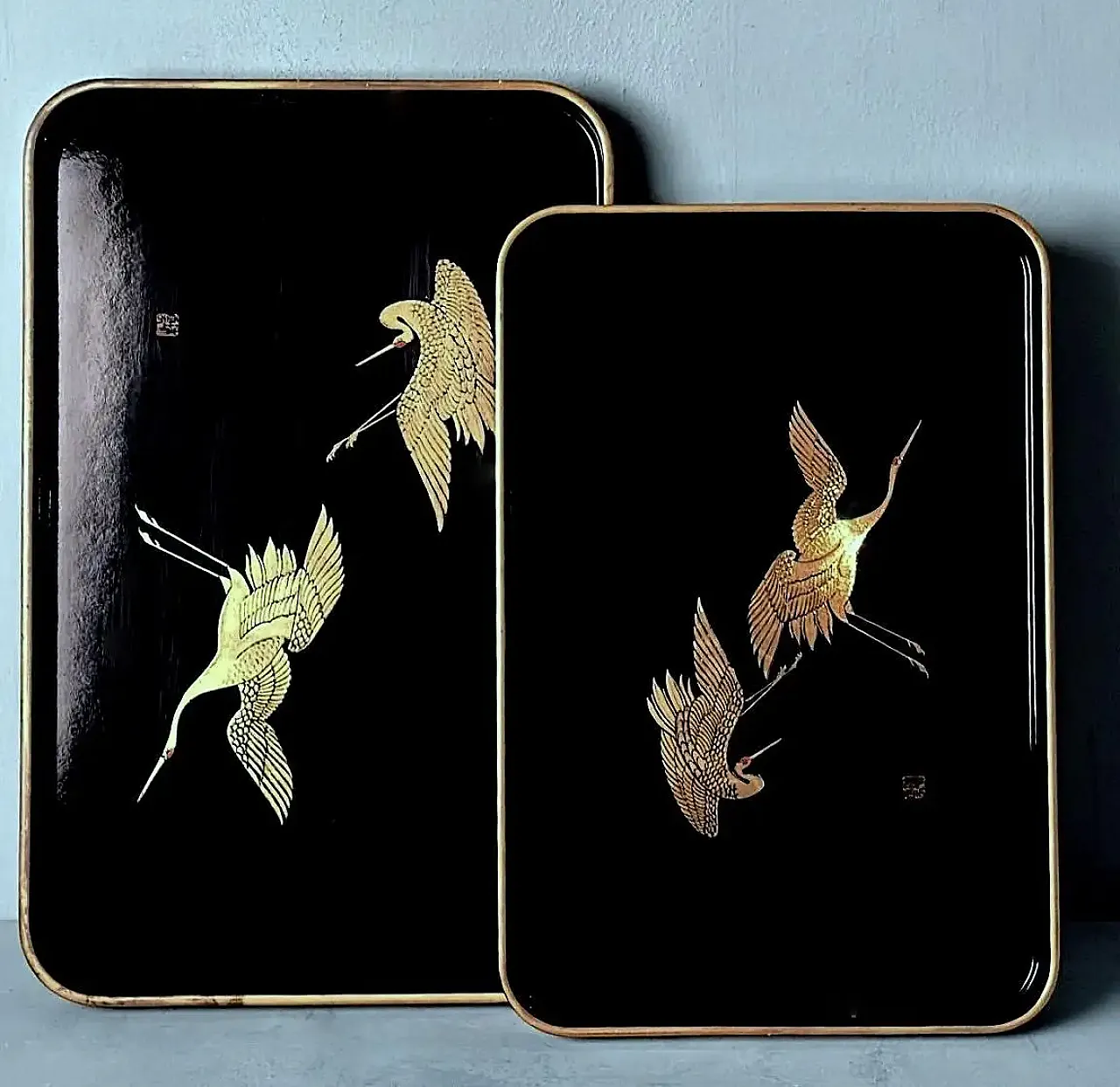 Coppia di vassoi in resina in stile Maki giapponese, anni '60 6