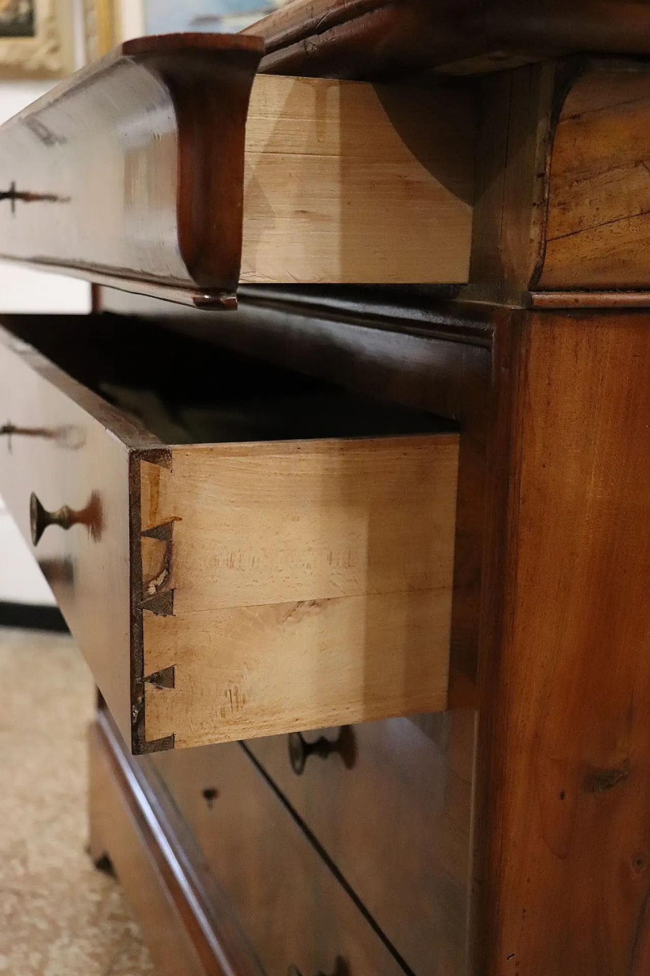 Comò antico in noce restaurato, metà '800 12