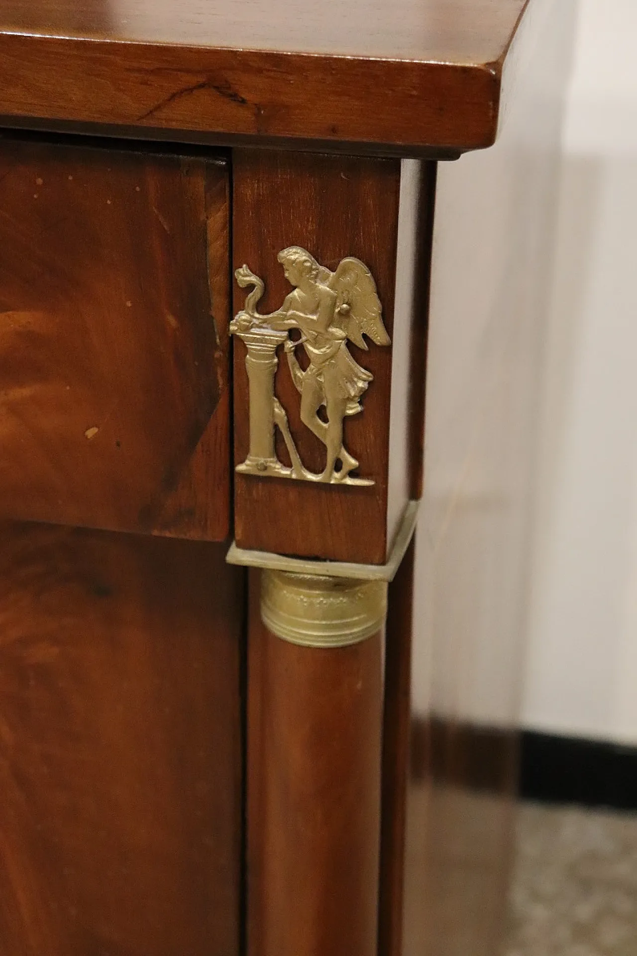 Cassettone antico in noce restaurato, inizi '800, con segreto 2