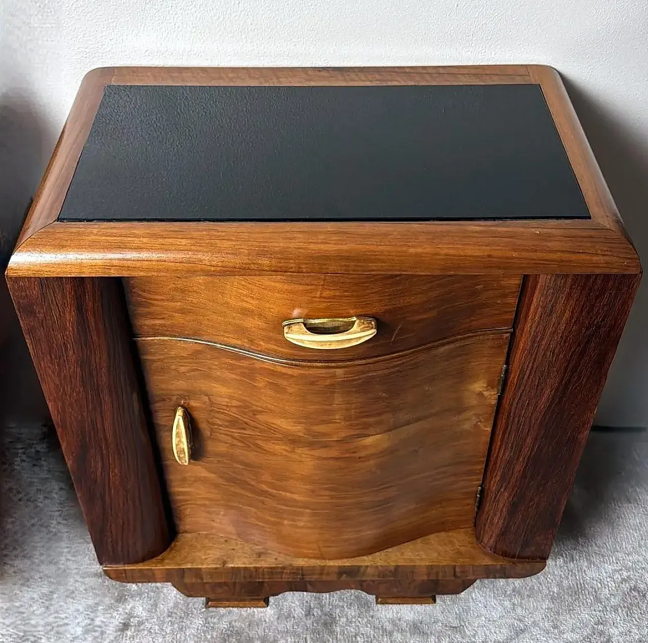 Pair of Art Deco bedside tables with black glass tops, 1930s 7