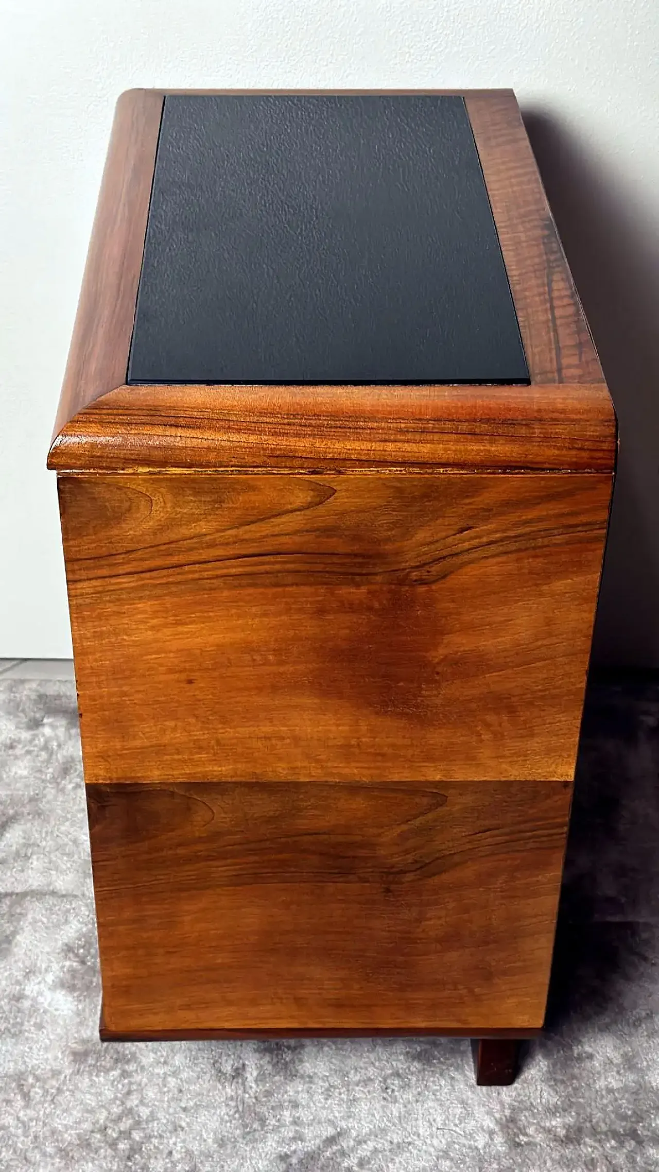 Pair of Art Deco bedside tables with black glass tops, 1930s 9