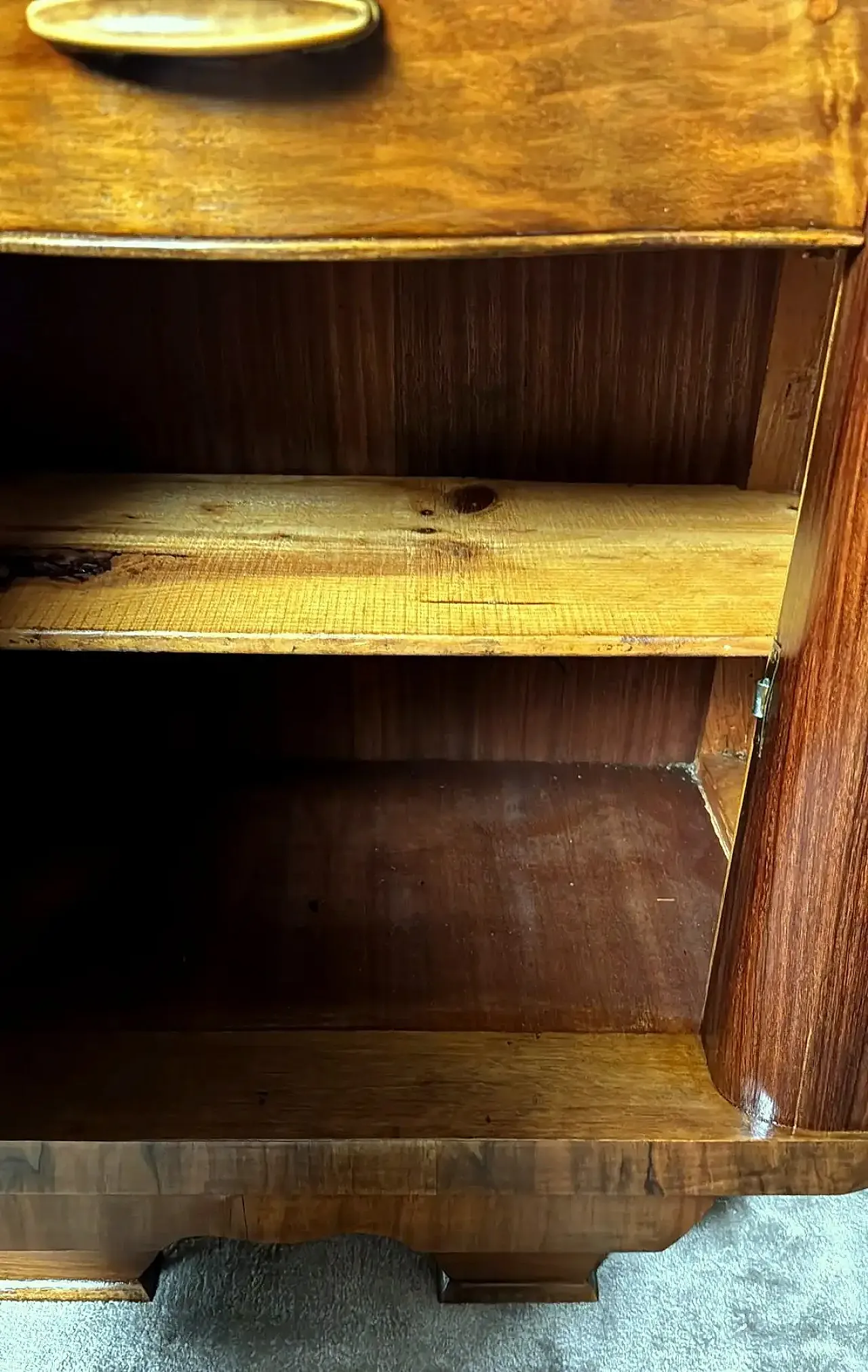 Pair of Art Deco bedside tables with black glass tops, 1930s 13