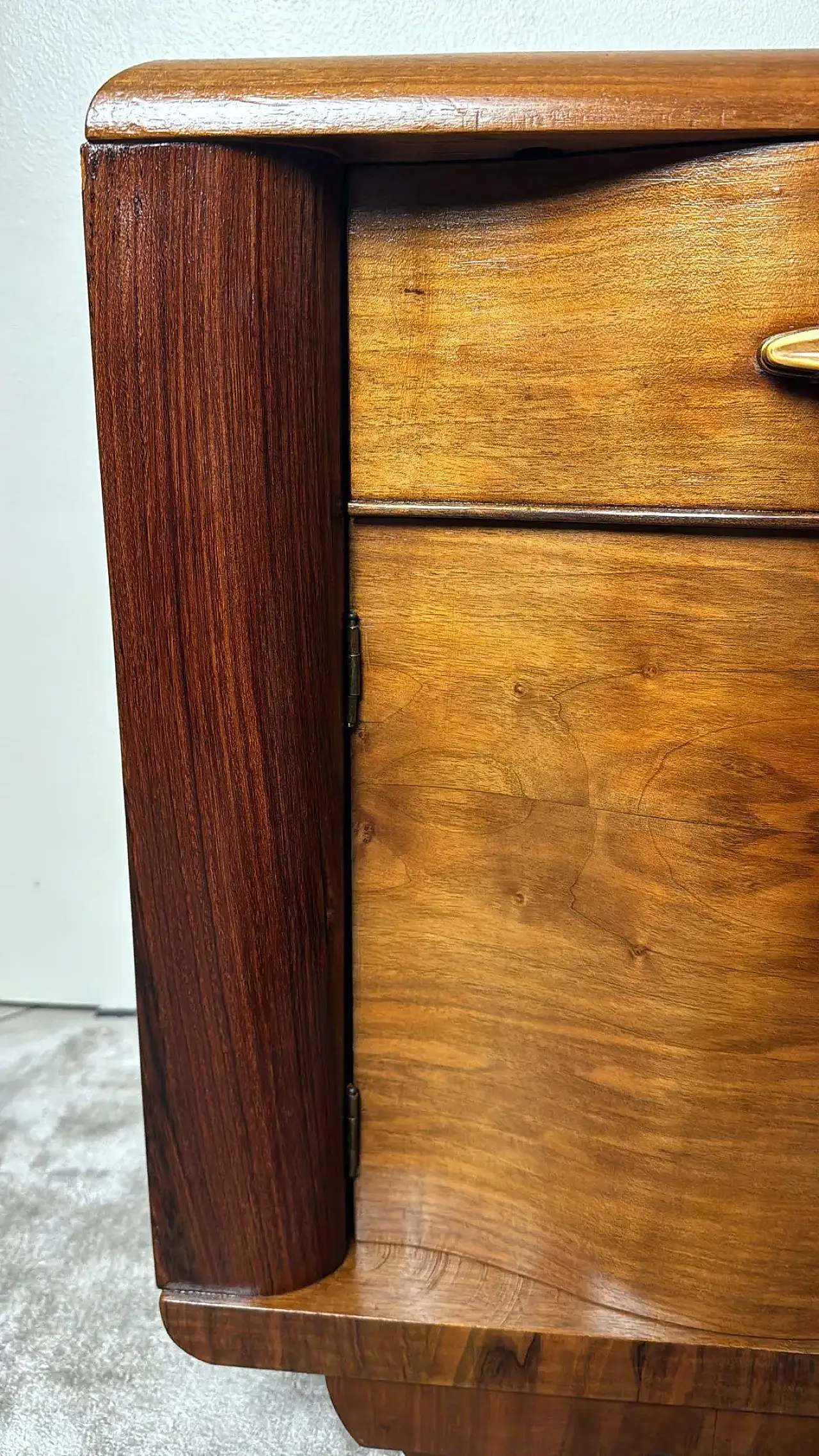 Pair of Art Deco bedside tables with black glass tops, 1930s 15