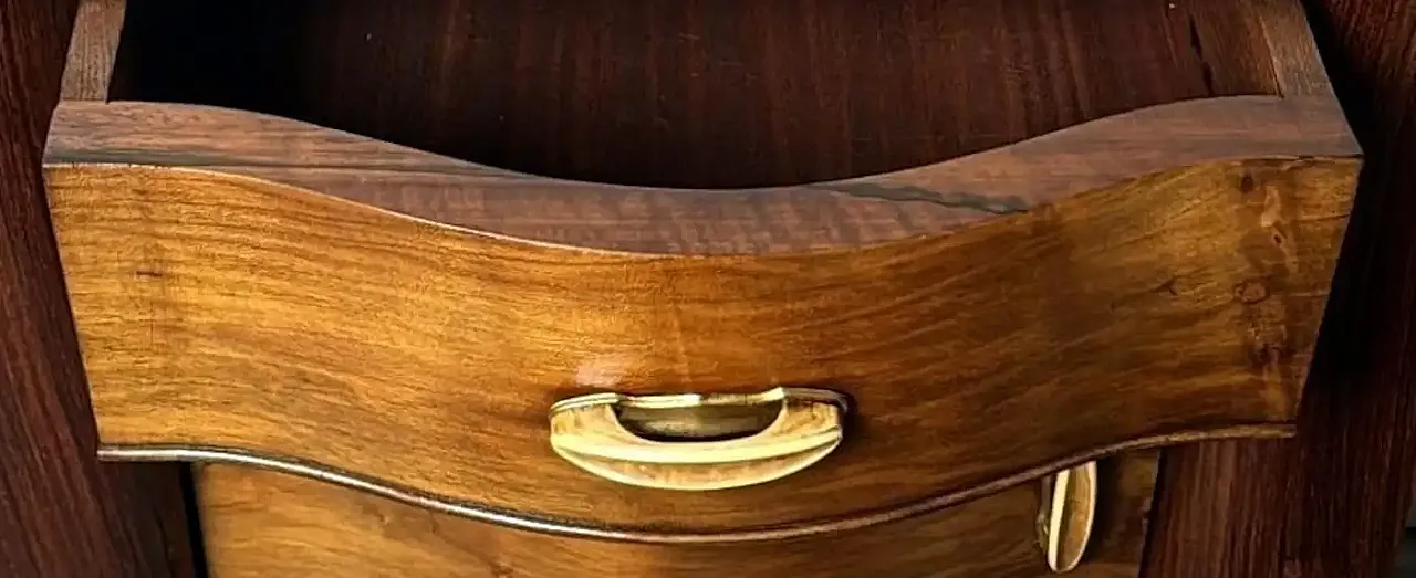 Pair of Art Deco bedside tables with black glass tops, 1930s 16