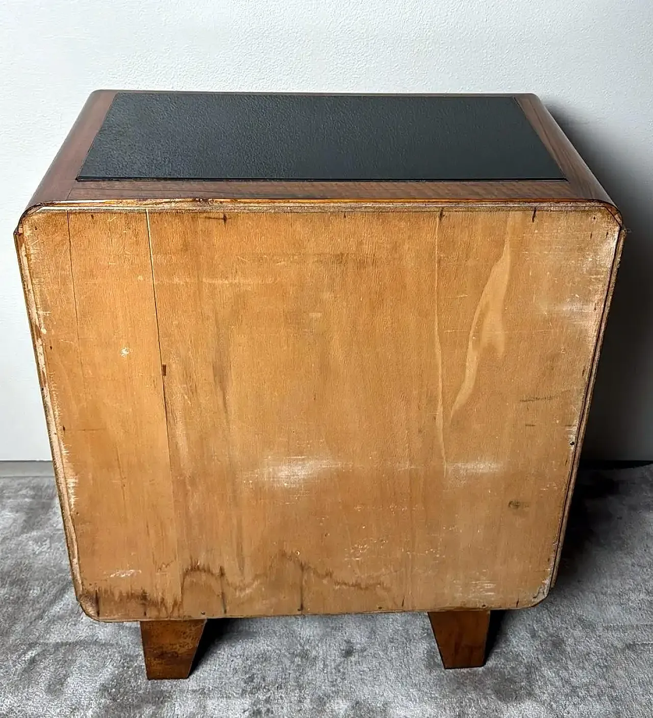 Pair of Art Deco bedside tables with black glass tops, 1930s 19