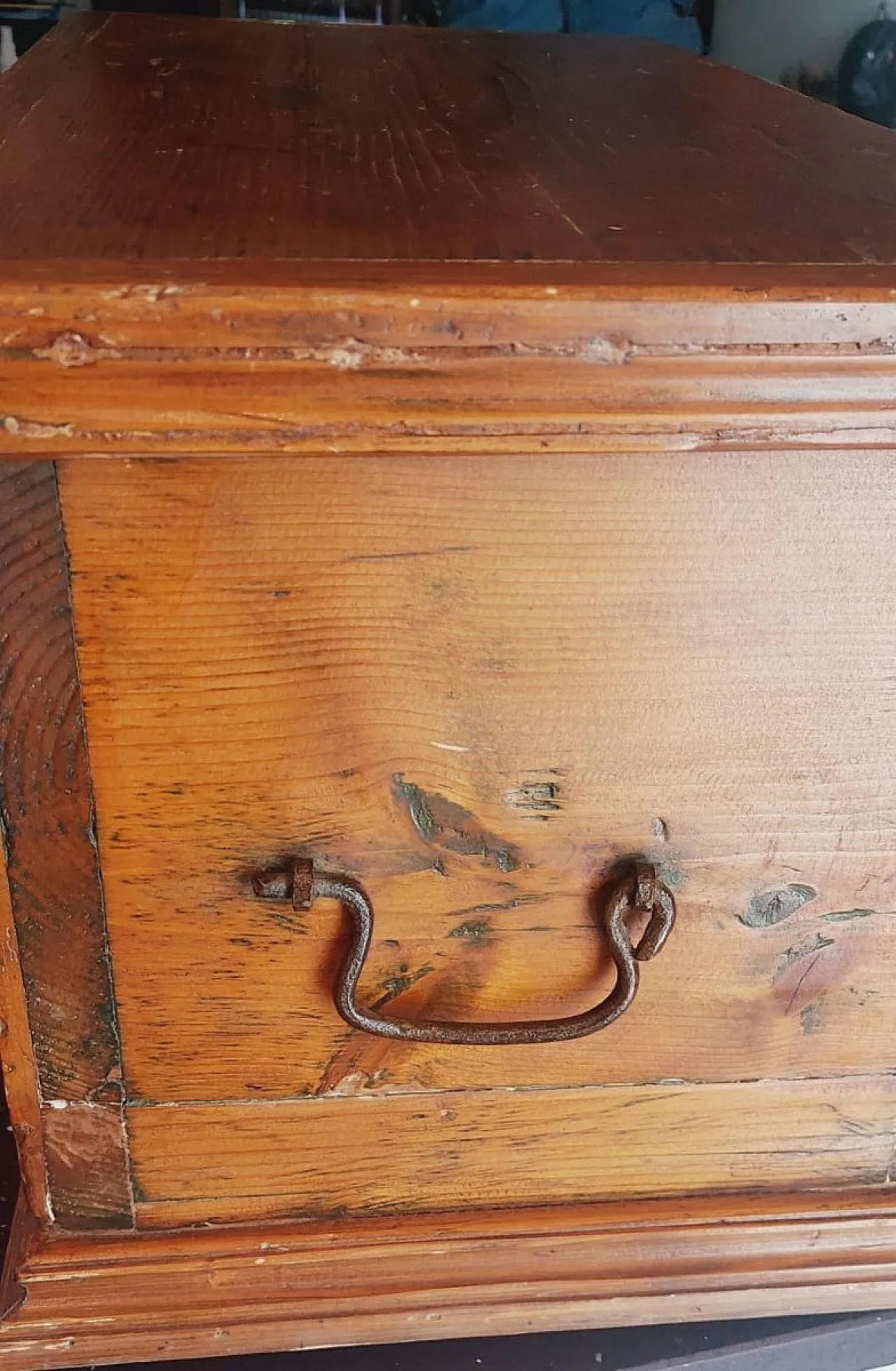 Small Tuscan fir travel box, 18th century 9