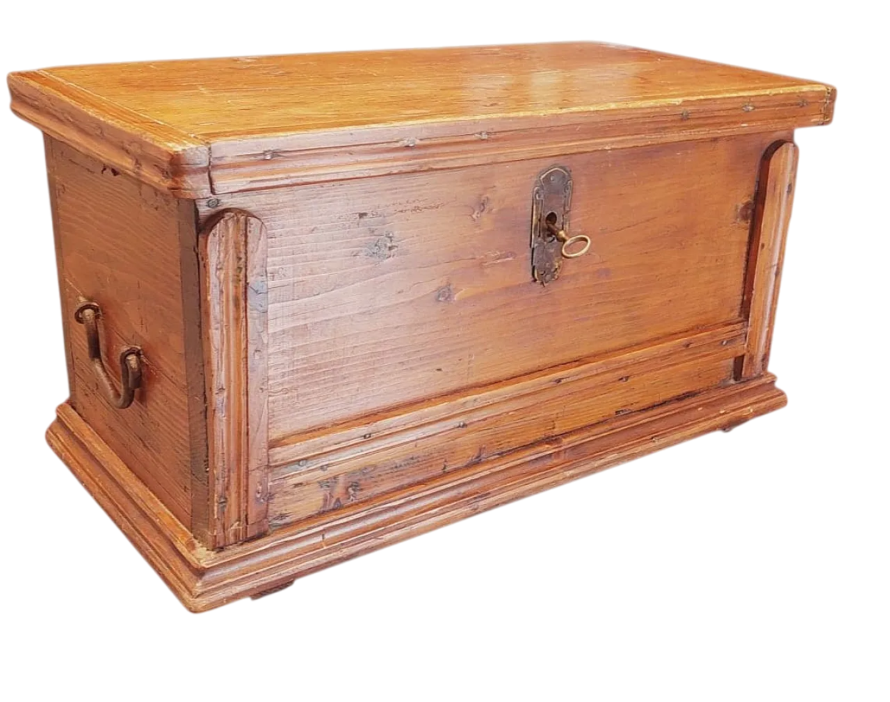 Small Tuscan fir travel box, 18th century 13