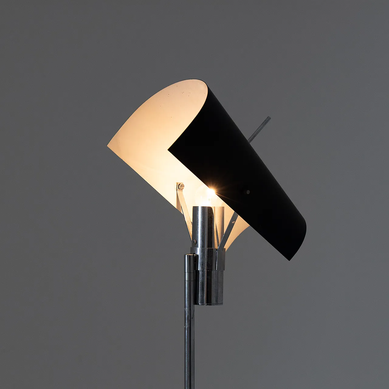 Claritas lamps of V.Magistretti & M.Tedeschi for Omikron, 1970s 4