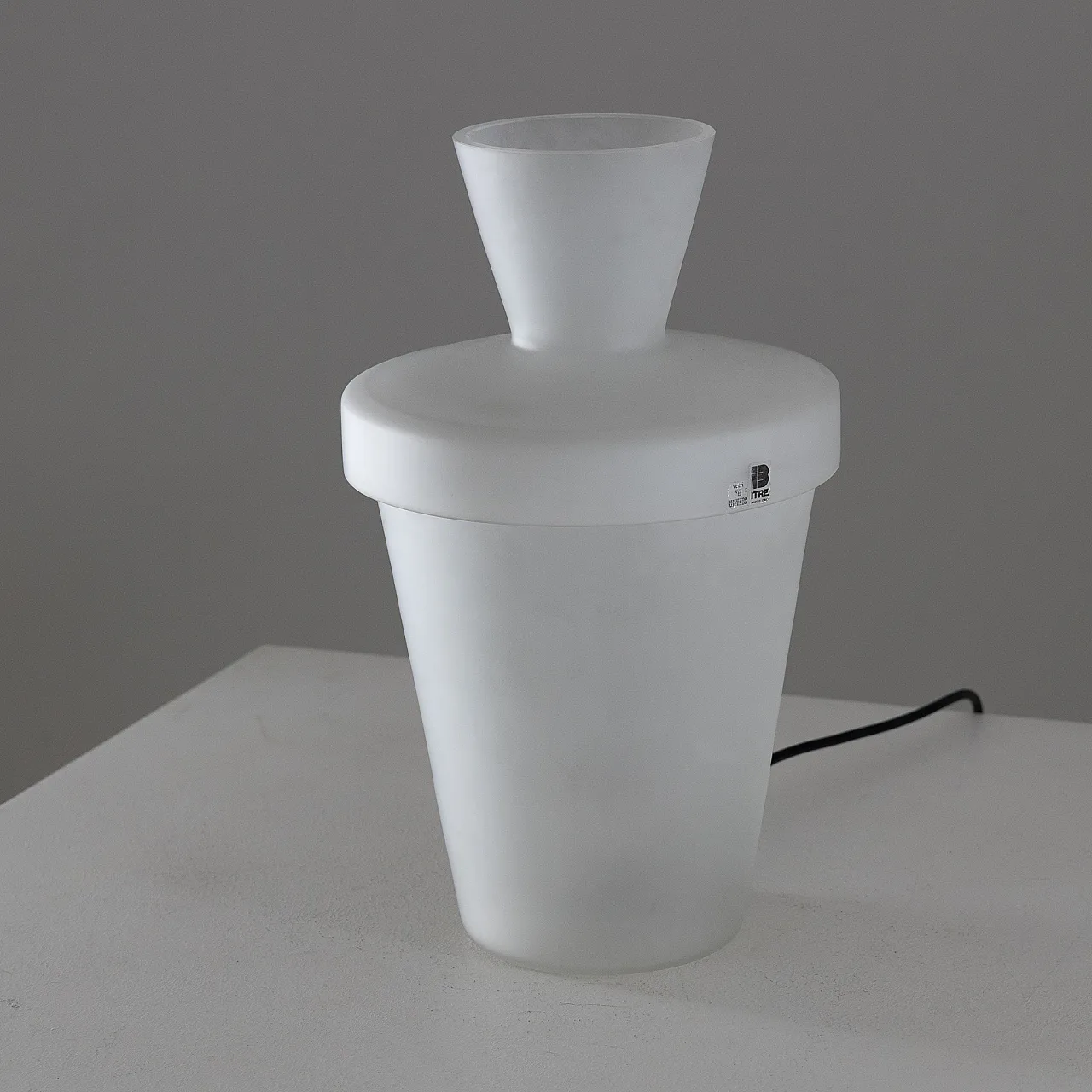 Lampada scultorea in vetro sabbiato di iTre, anni '90 3