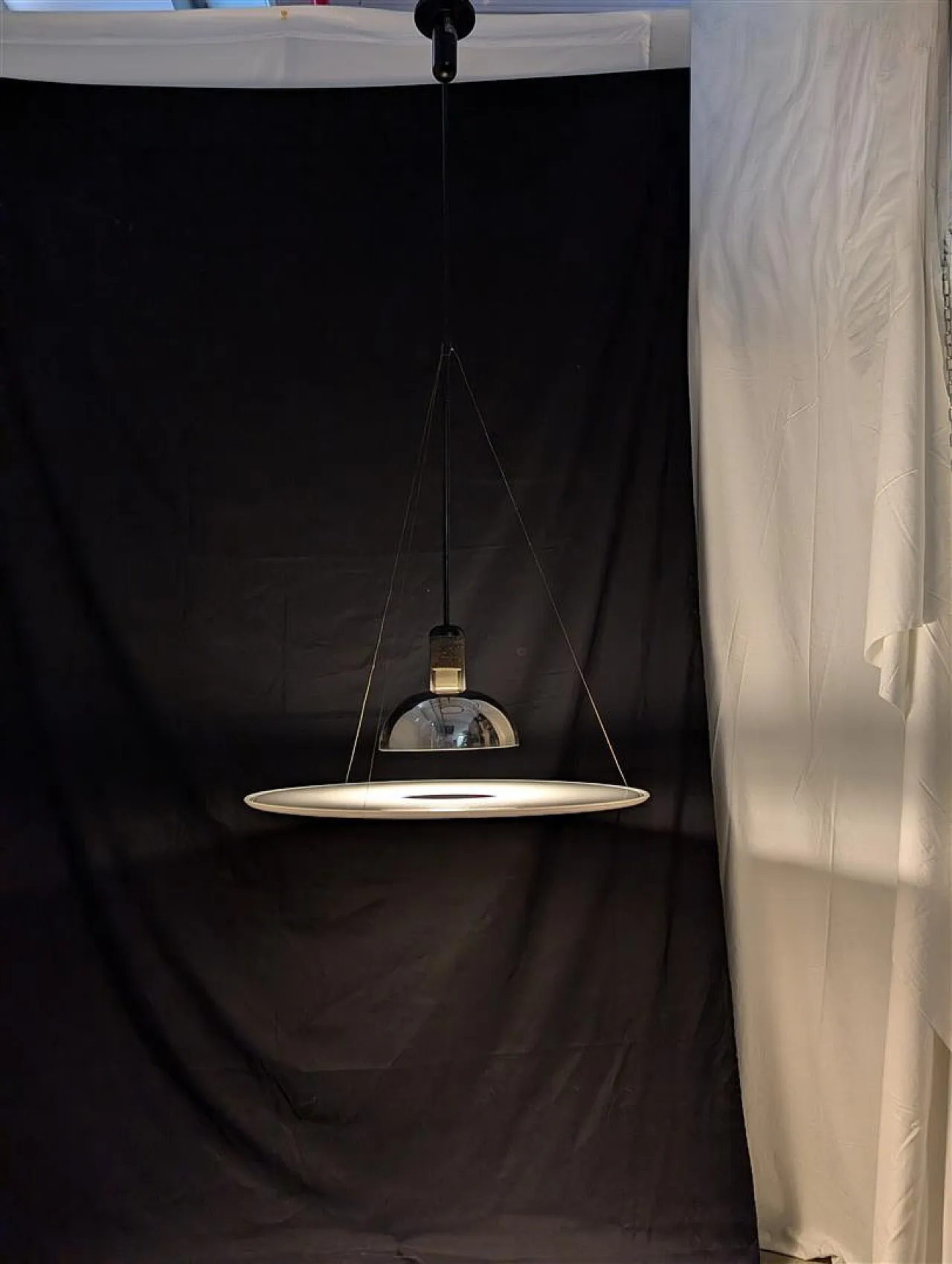 Lampada a sospensione Flos mod. Frisbi, Italia 1978 6