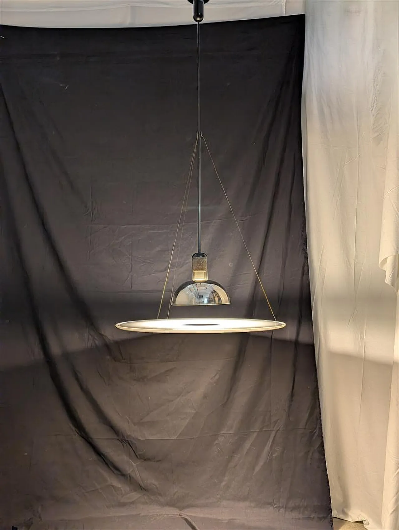 Lampada a sospensione Flos mod. Frisbi, Italia 1978 7