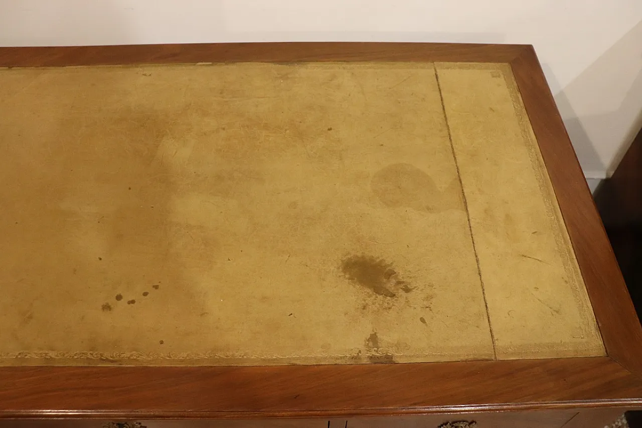 Scrivania in noce, '700 3