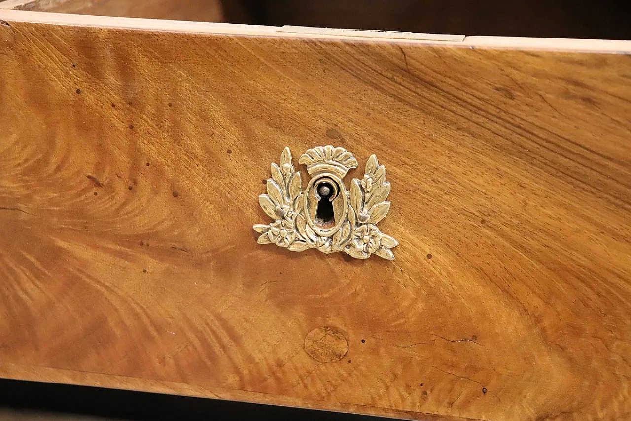 Scrivania in noce, '700 6