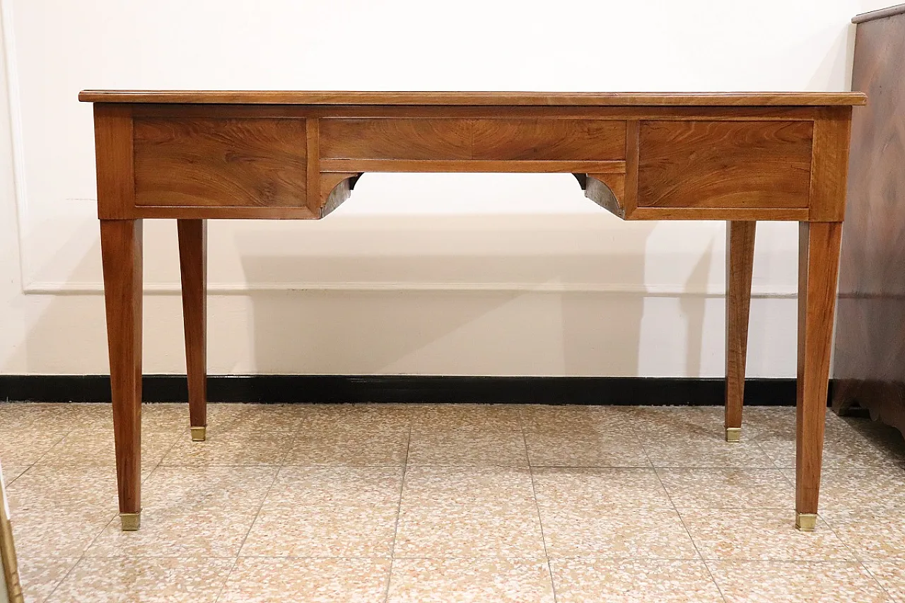 Scrivania in noce, '700 8