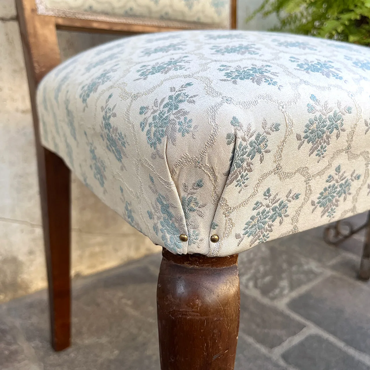 Set da letto con sedie imbottite e divanetto, Italia, anni '50 15