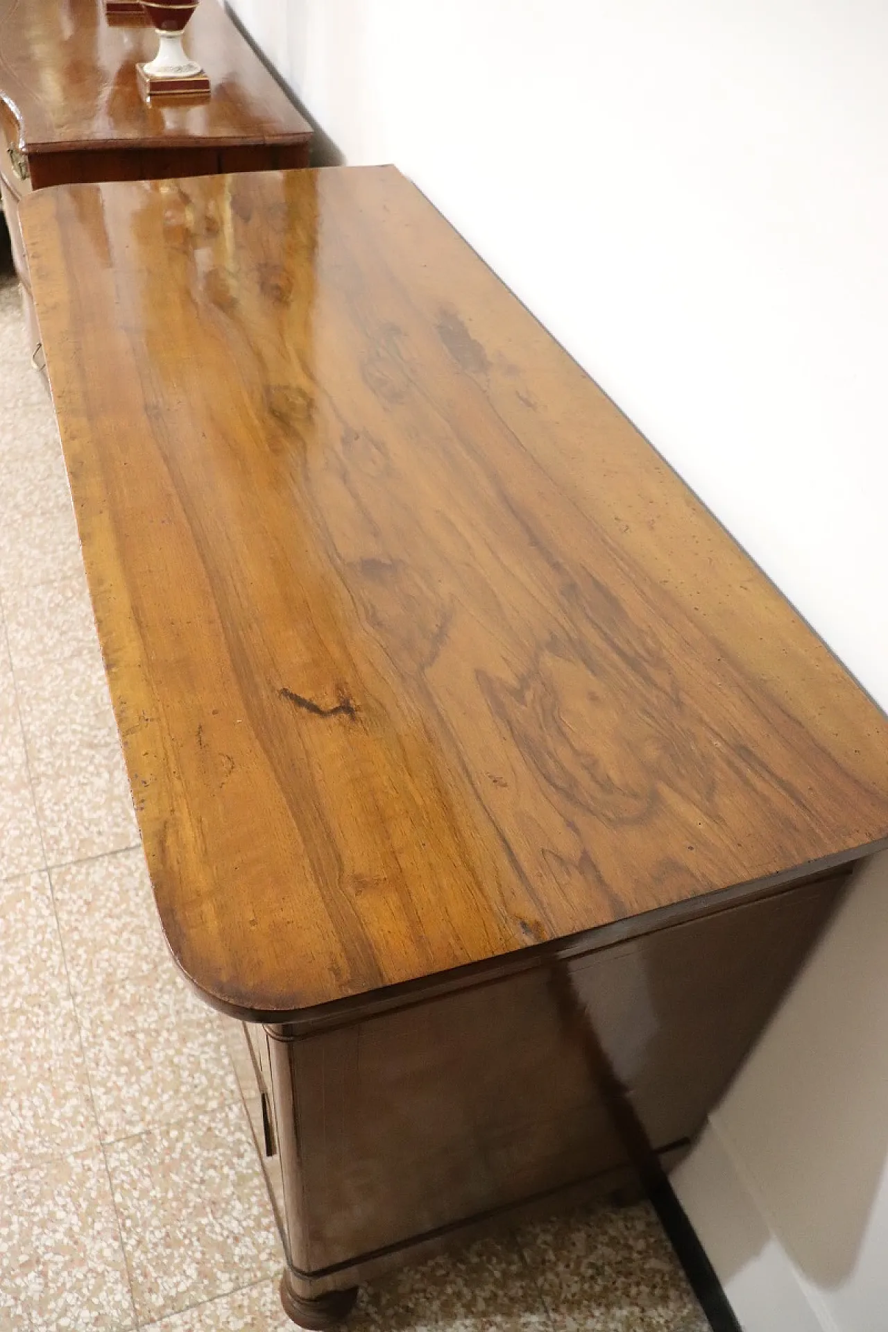 Comò in noce intarsiato, '800 3