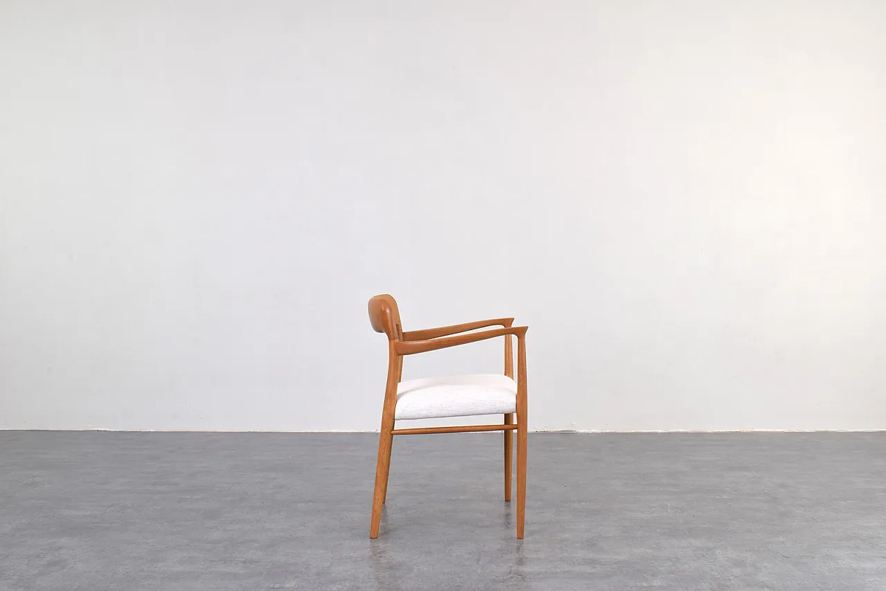 Modello della metà del secolo 56 Danish Dining Chair di Niels O. Møller per J.L. M 3