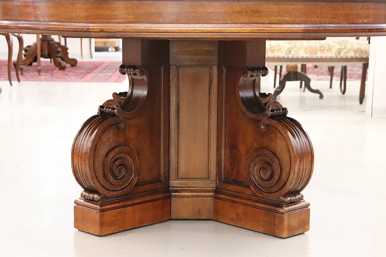 Walnut extensible table, 19th century 4