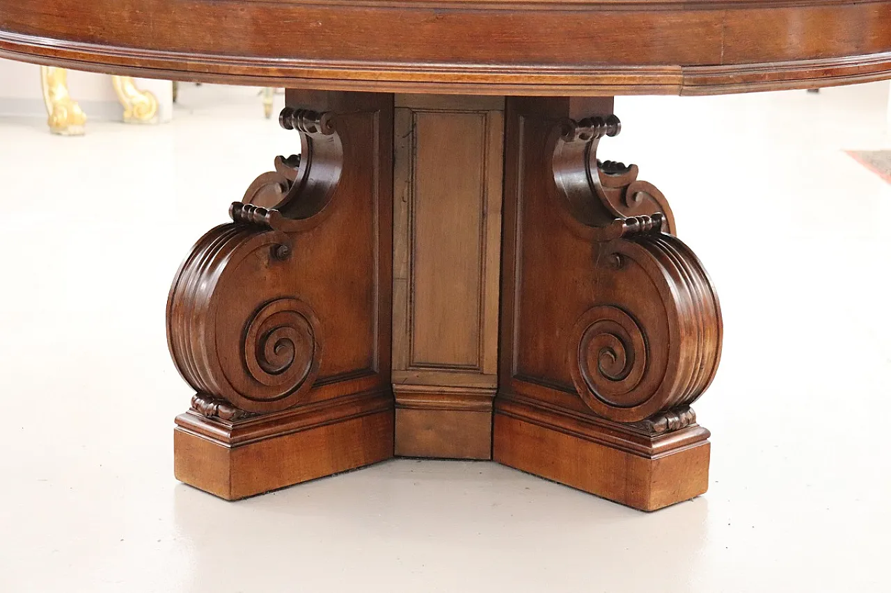 Walnut extensible table, 19th century 9
