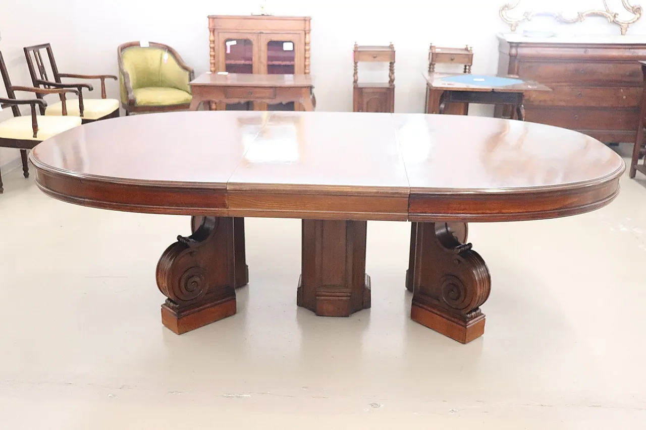 Walnut extensible table, 19th century 11