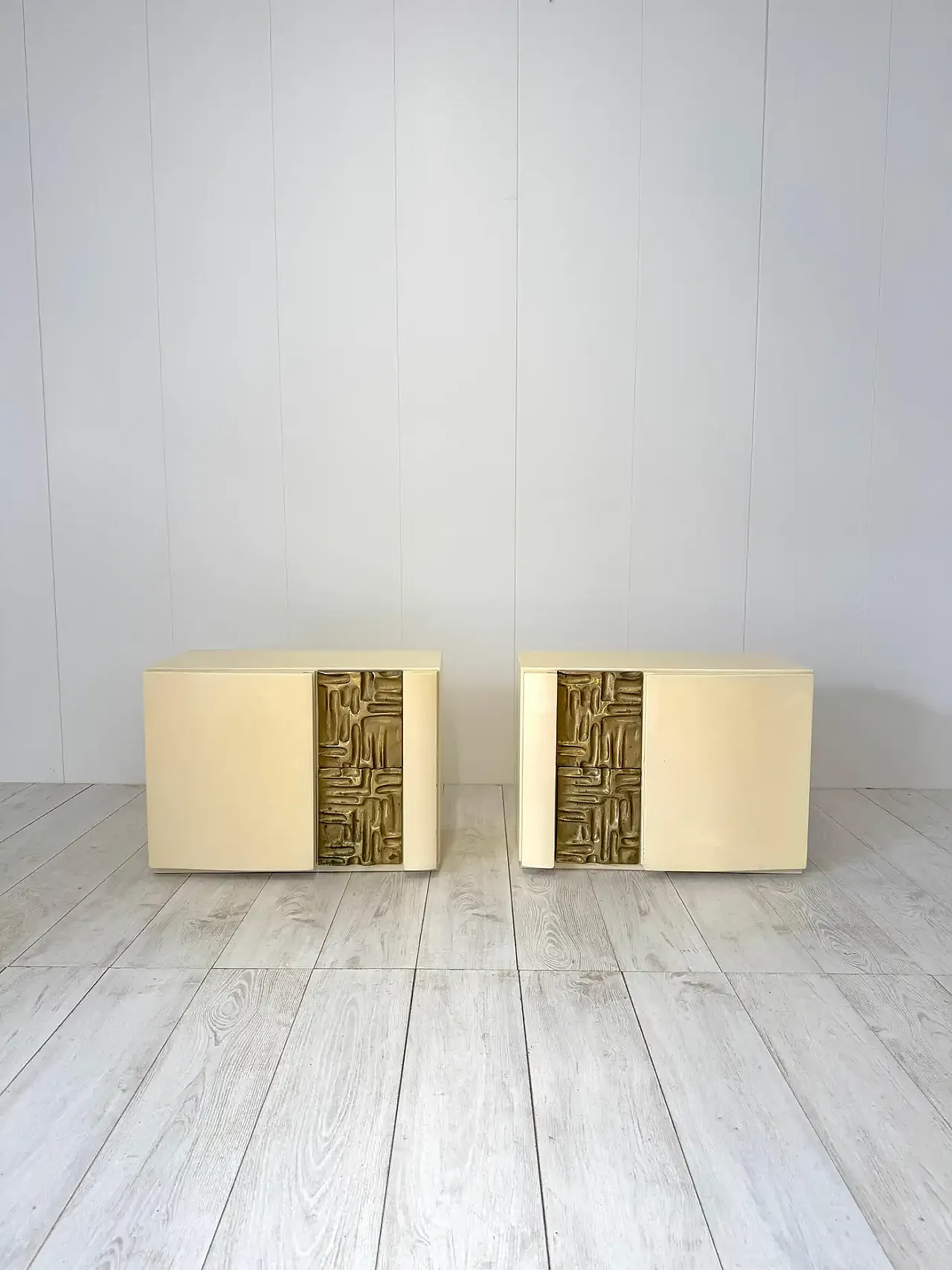 Pair of Cinzia bedside tables by Frigerio for Frigerio di Desio, 1970s 2
