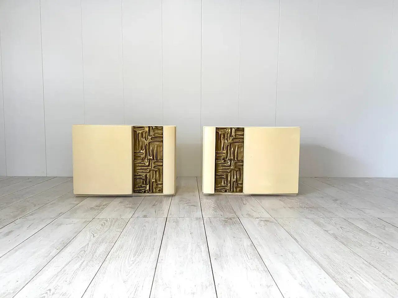Pair of Cinzia bedside tables by Frigerio for Frigerio di Desio, 1970s 3