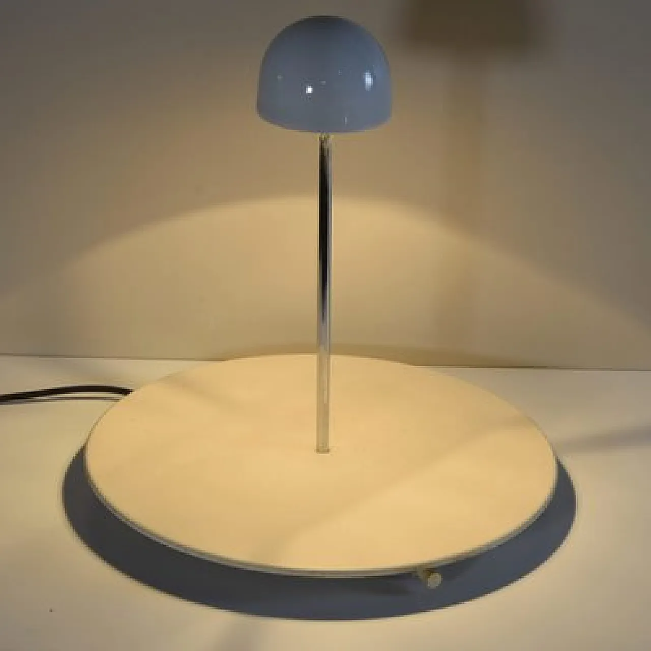 Lampada da tavolo Nemea di Vico Magistretti per Artemide, anni '70 3