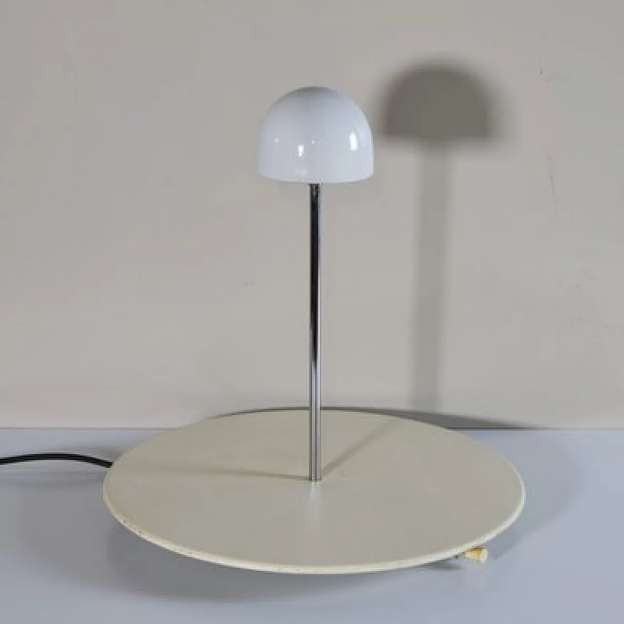 Lampada da tavolo Nemea di Vico Magistretti per Artemide, anni '70 7