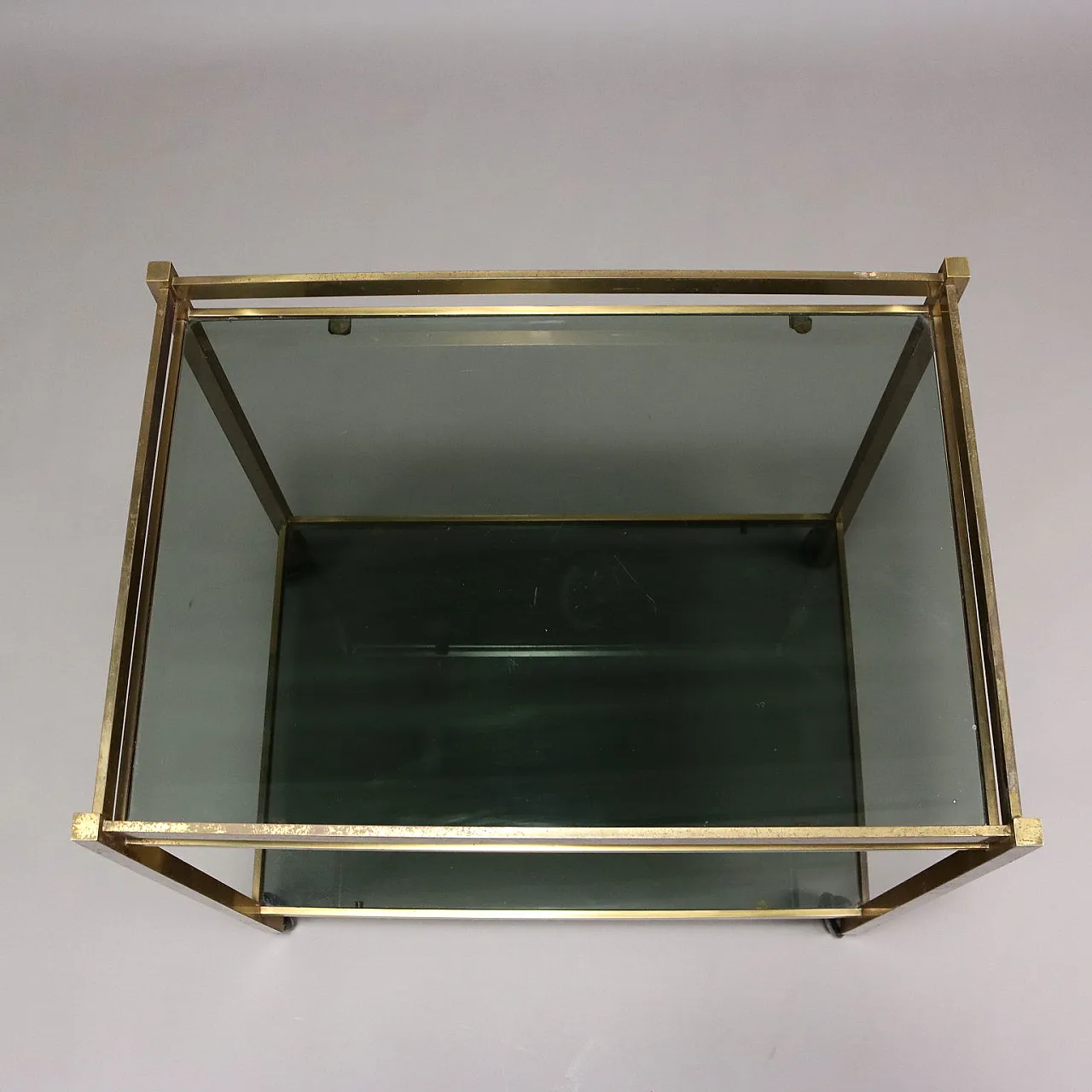 Carrello da cucina in ottone e vetro fumé, anni '70 4