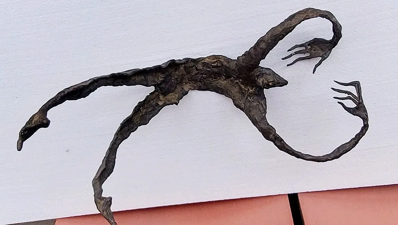 Abstract bronze grand sculpture, 1970s 7