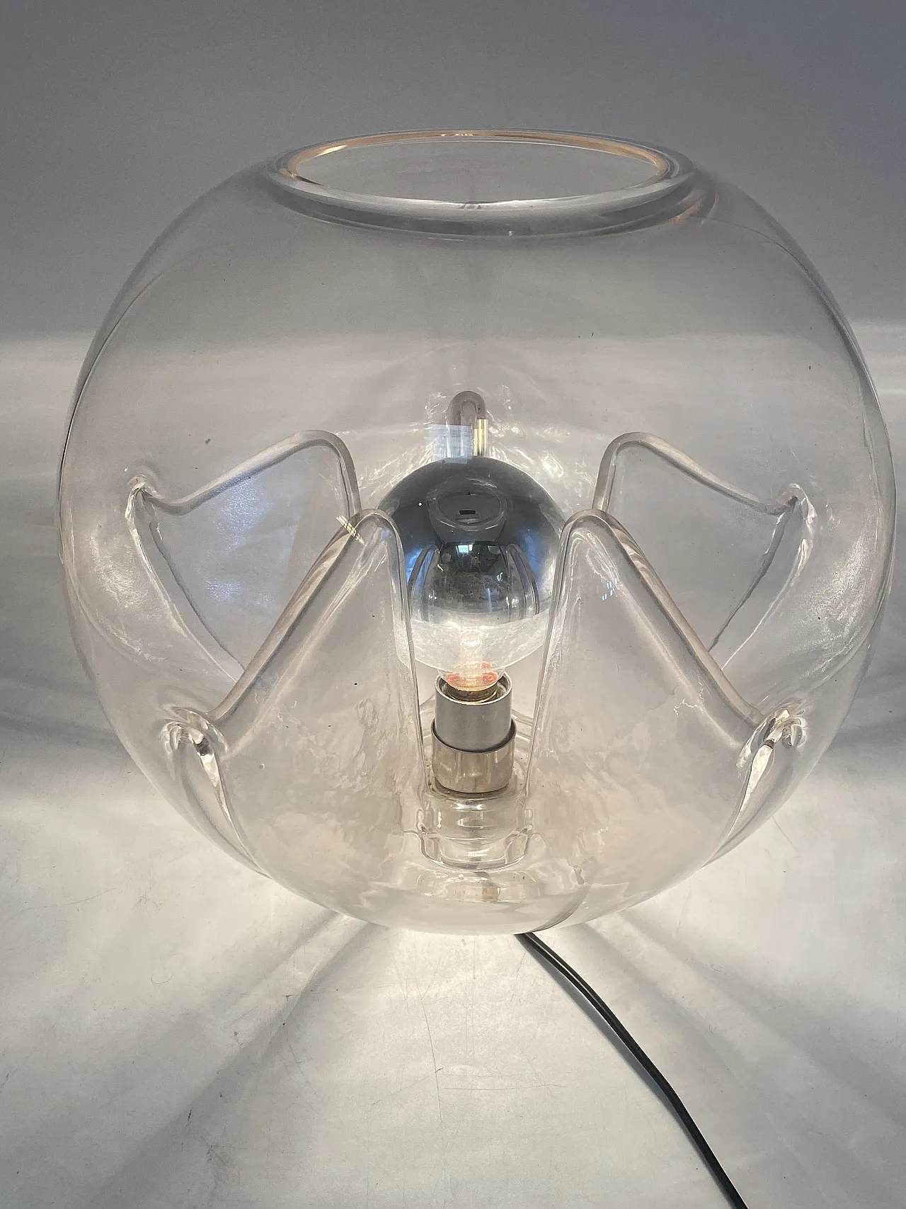 Nuphar lamp by Toni Zuccheri for Veart, 70s 3