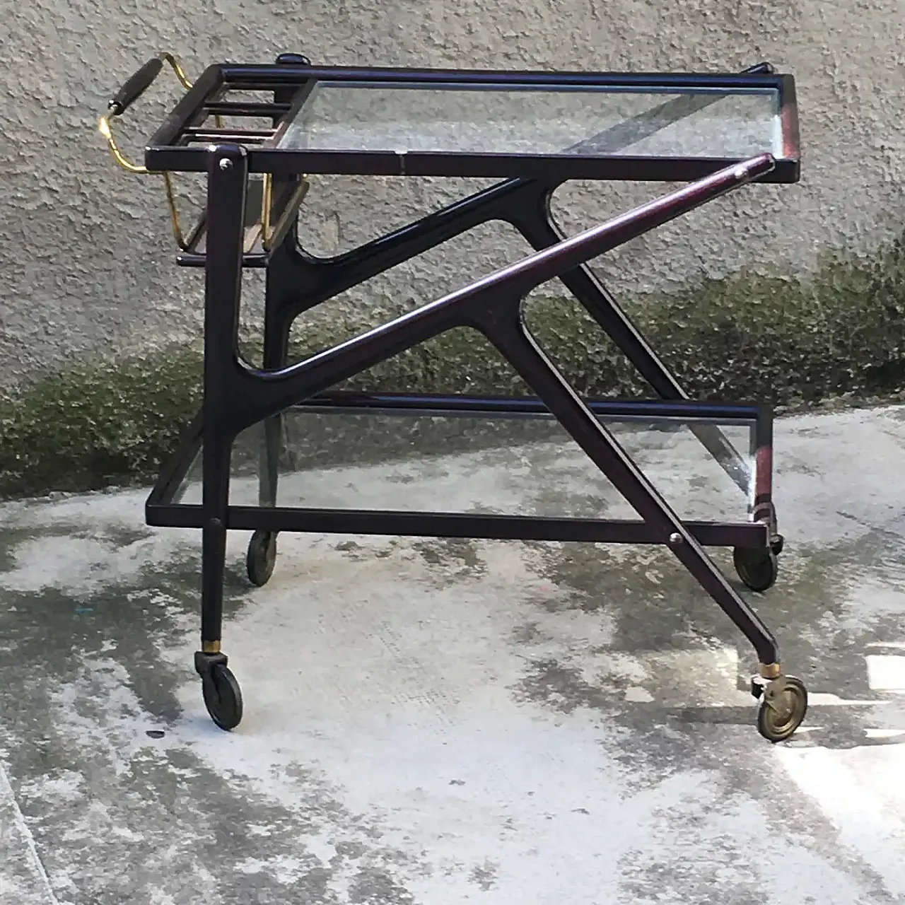 Mahogany bar cart attributed to C. Lacquer, 1950s 3